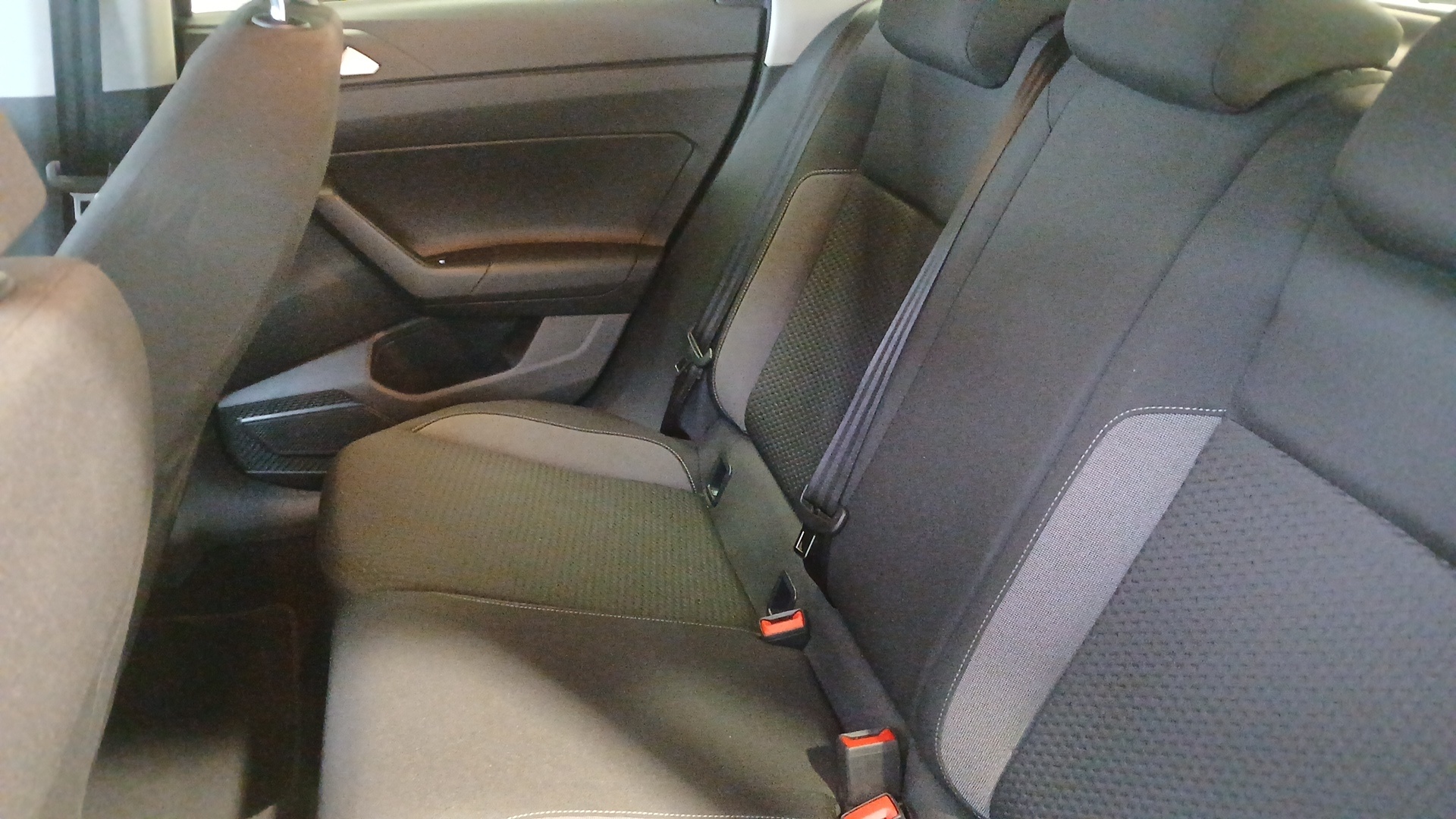 VOLKSWAGEN POLO Edition 1.0 TSI 95 DSG