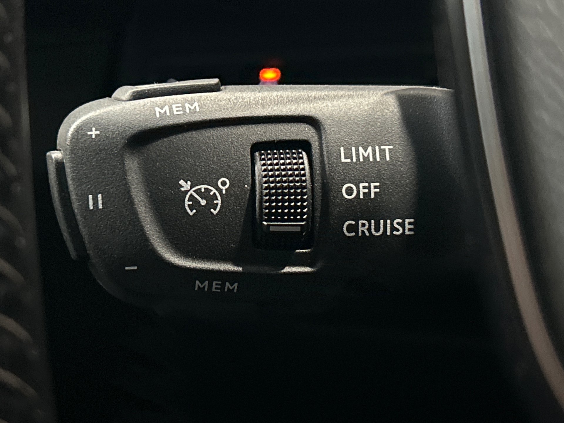 PEUGEOT 5008 PureTech 130ch S&S EAT8 Allure Pack