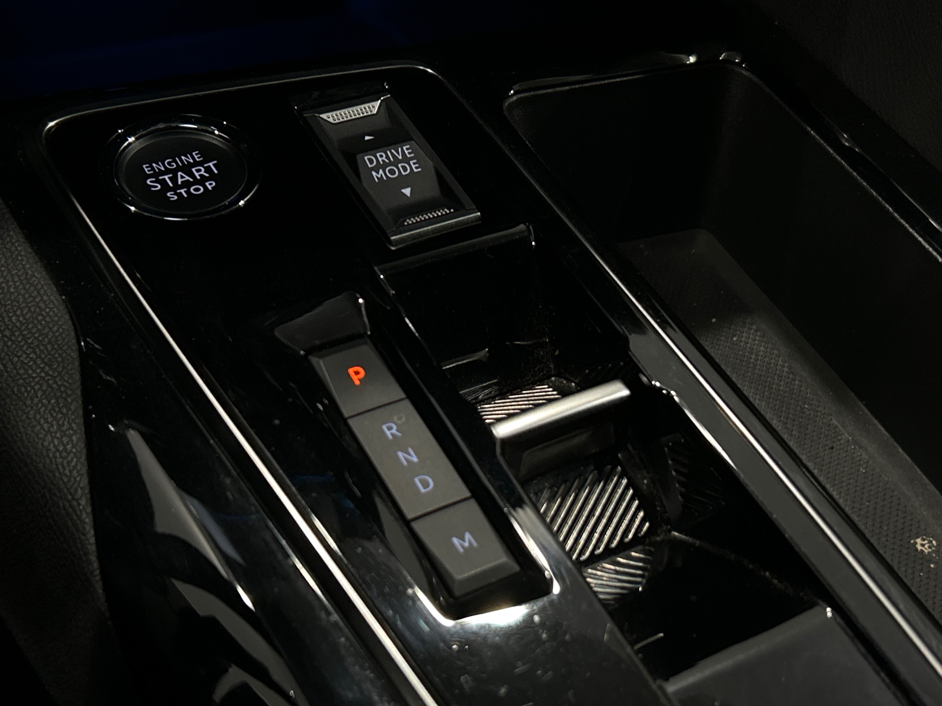 PEUGEOT 5008 PureTech 130ch S&S EAT8 Allure Pack