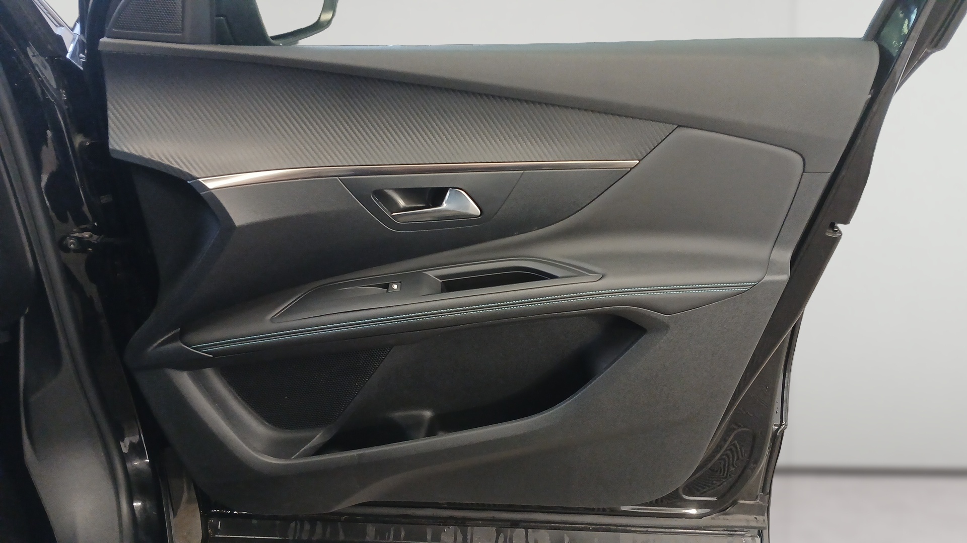 PEUGEOT 3008 ALLUREPK PLUG-IN HYB180 E-EAT8