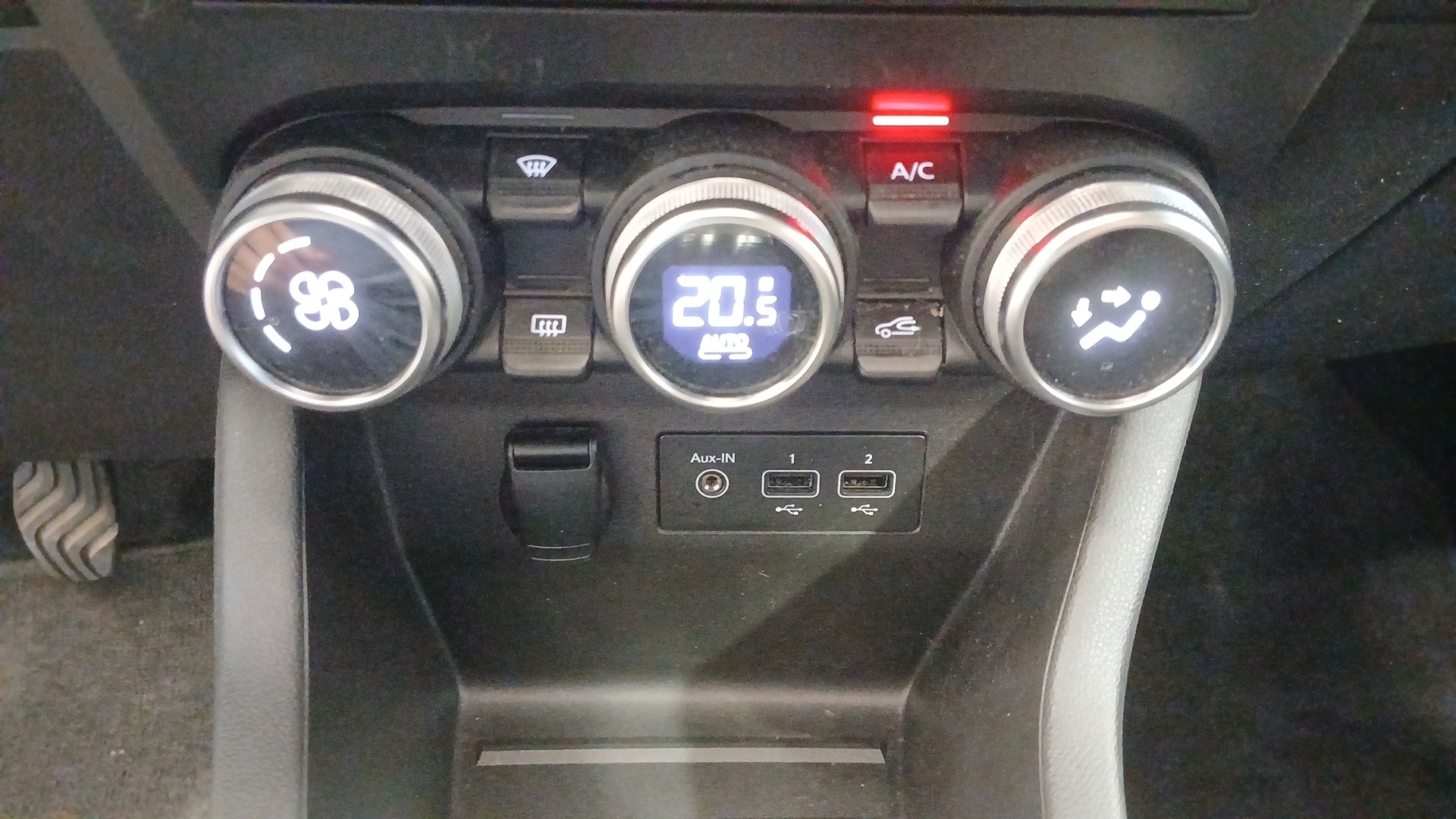 RENAULT CLIO V Blue dCi 100 - 21N Business
