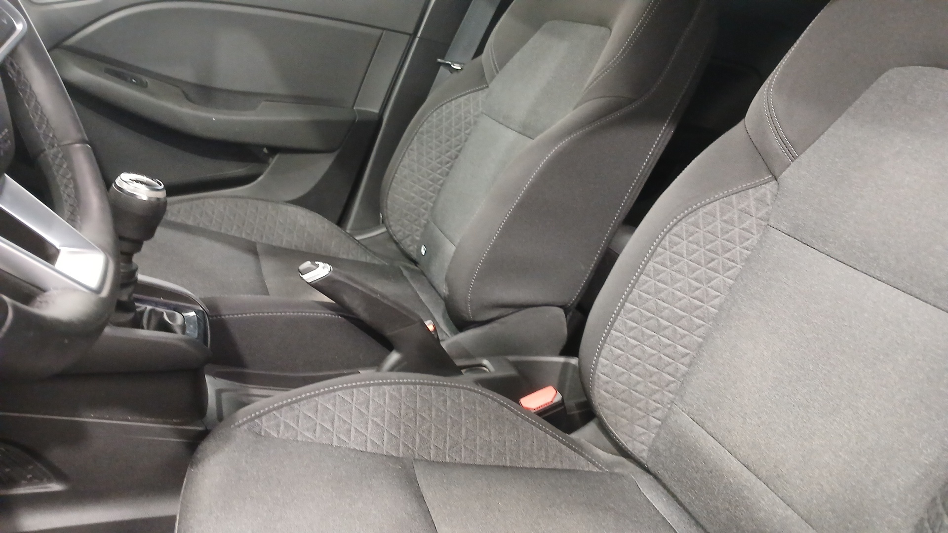 RENAULT CLIO V Blue dCi 100 - 21N Business