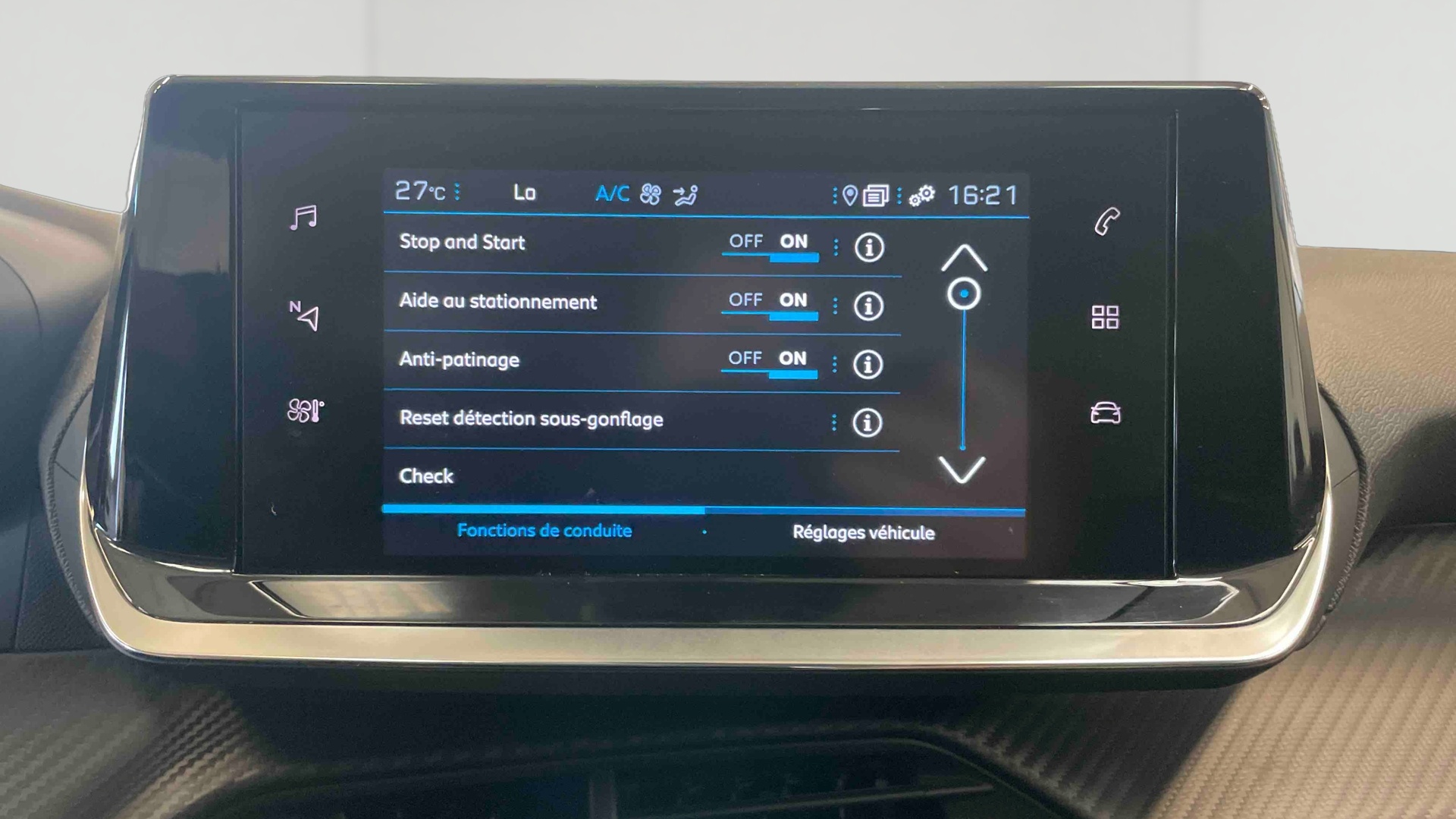 PEUGEOT 208 PureTech 100 S&S BVM6 Allure