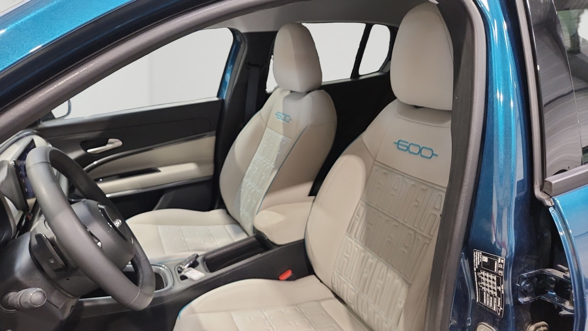FIAT 600 1.2 Hybrid 100ch DCT6 La Prima