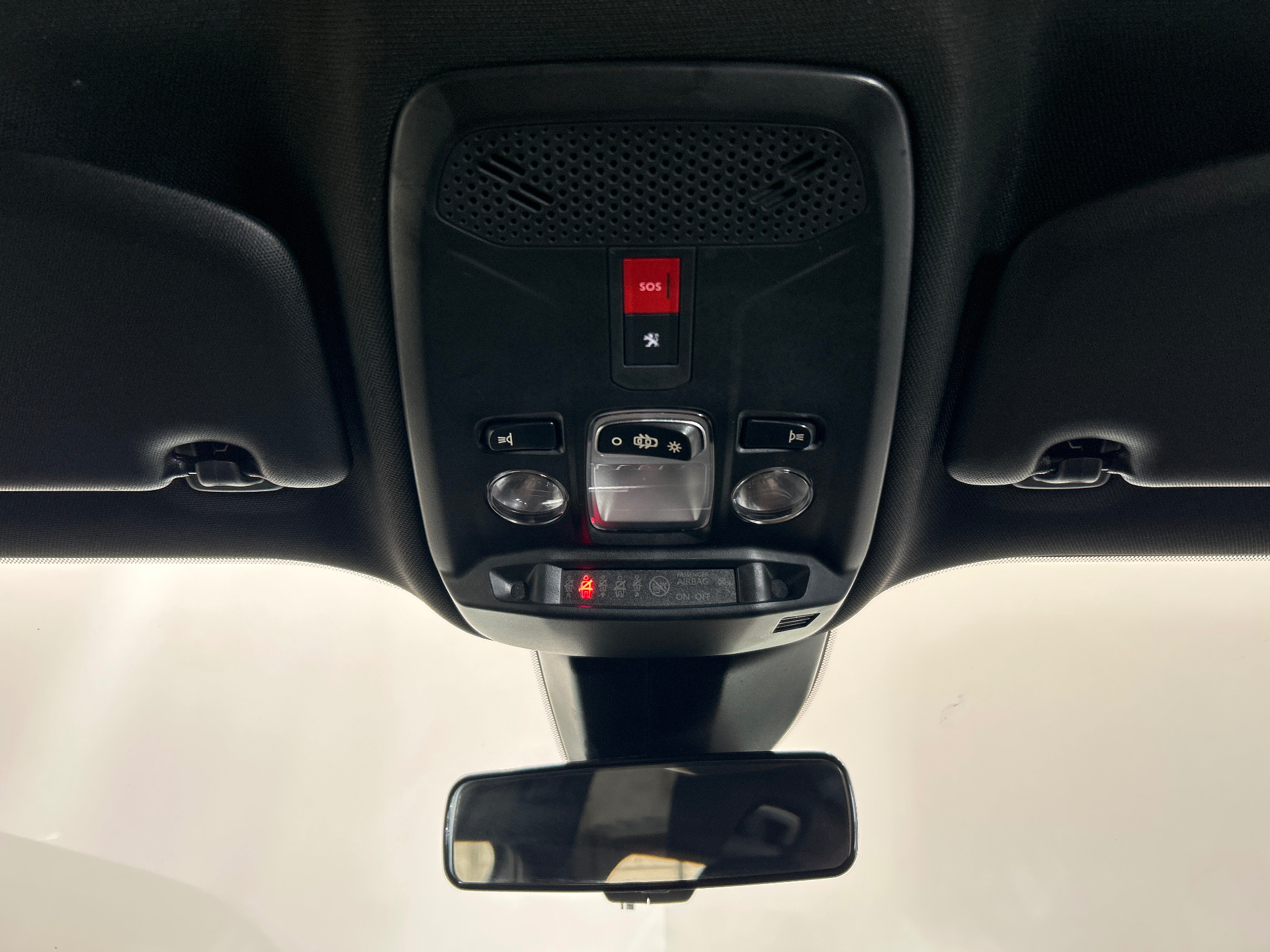 PEUGEOT 2008 ELECTRIQUE 136 ch Active Pack