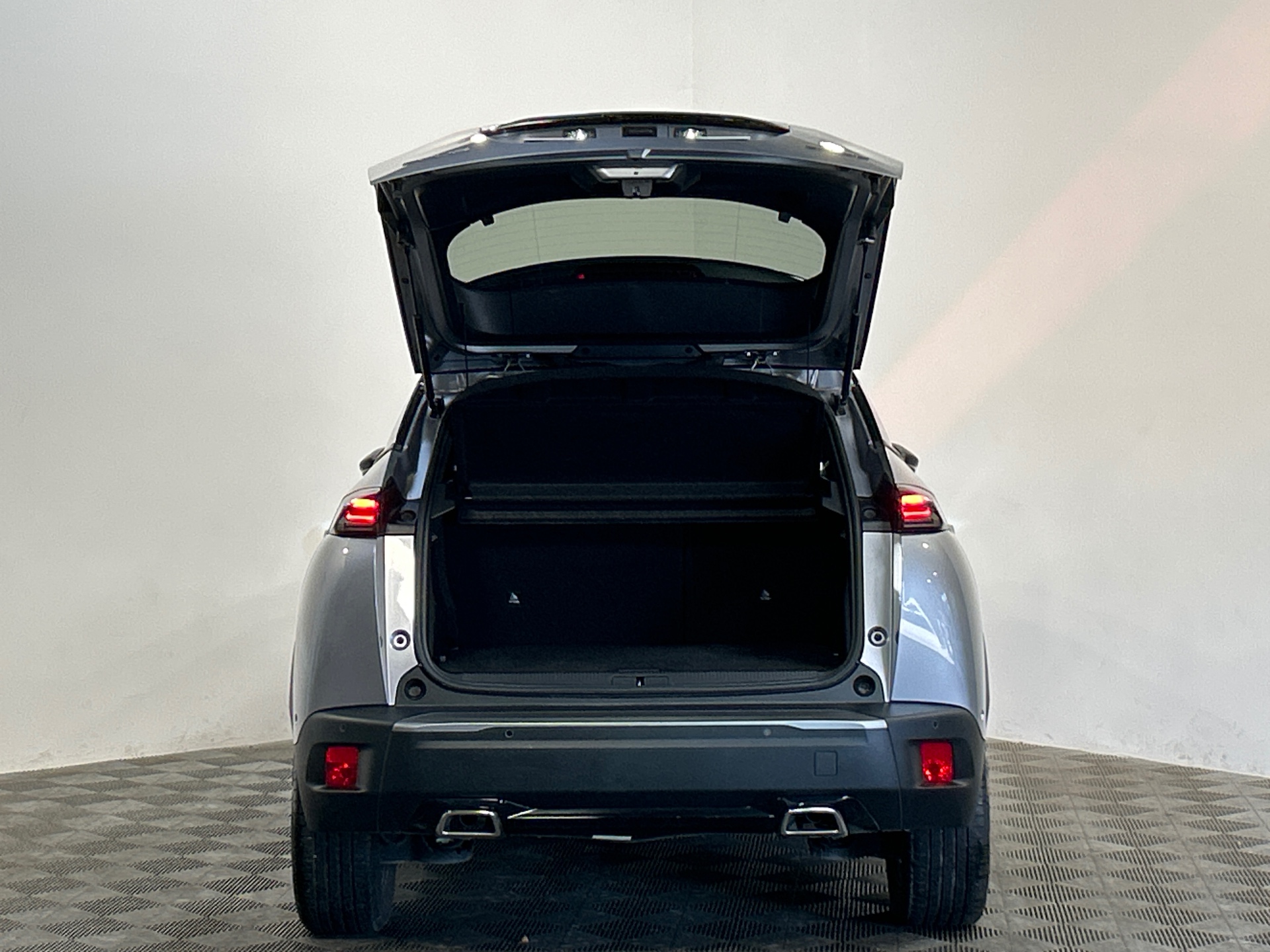PEUGEOT 2008 GT Hybrid 145 ch e-DCS6