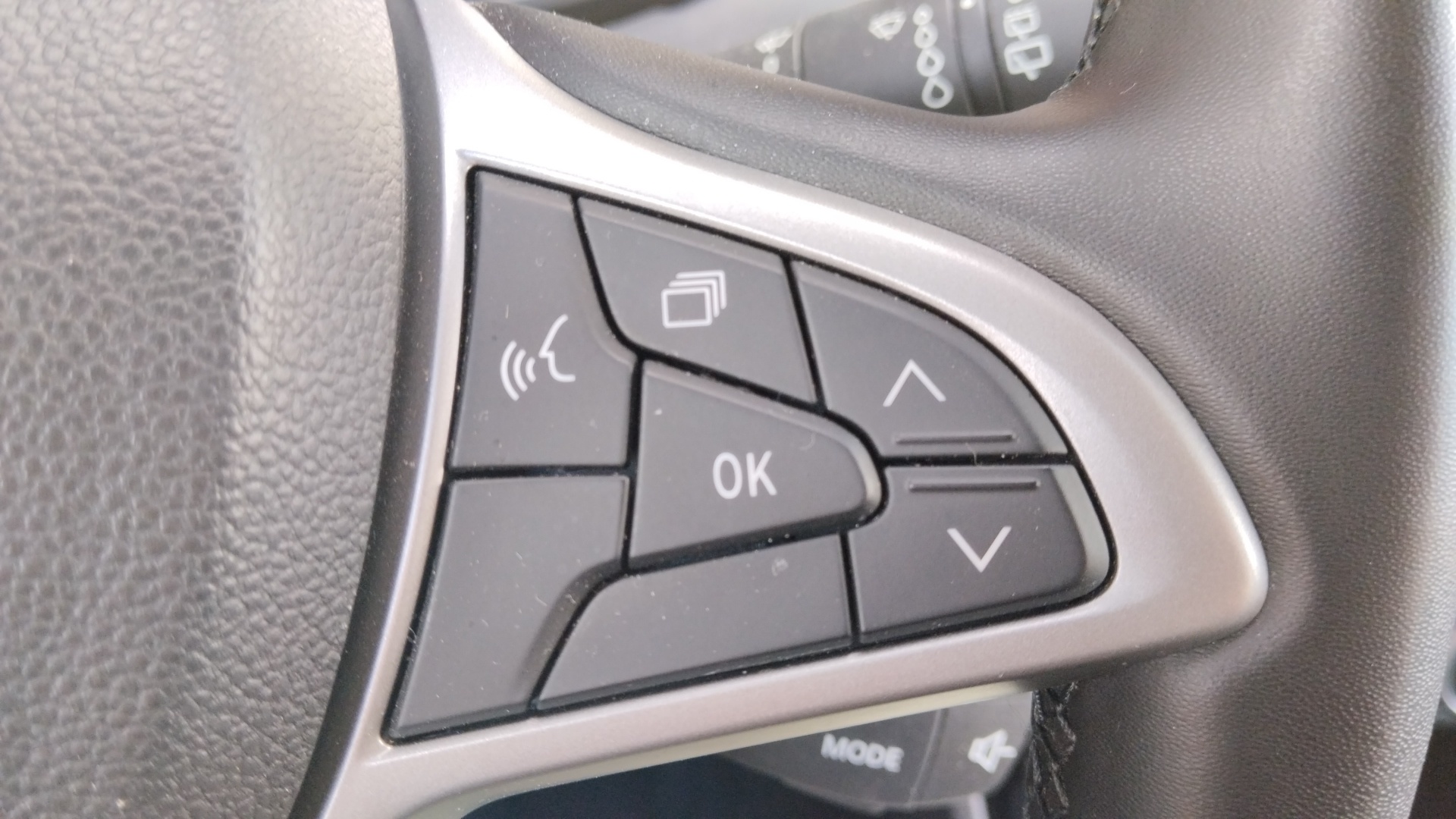 DACIA JOGGER Hybrid 140 7 places GSR2 Extreme