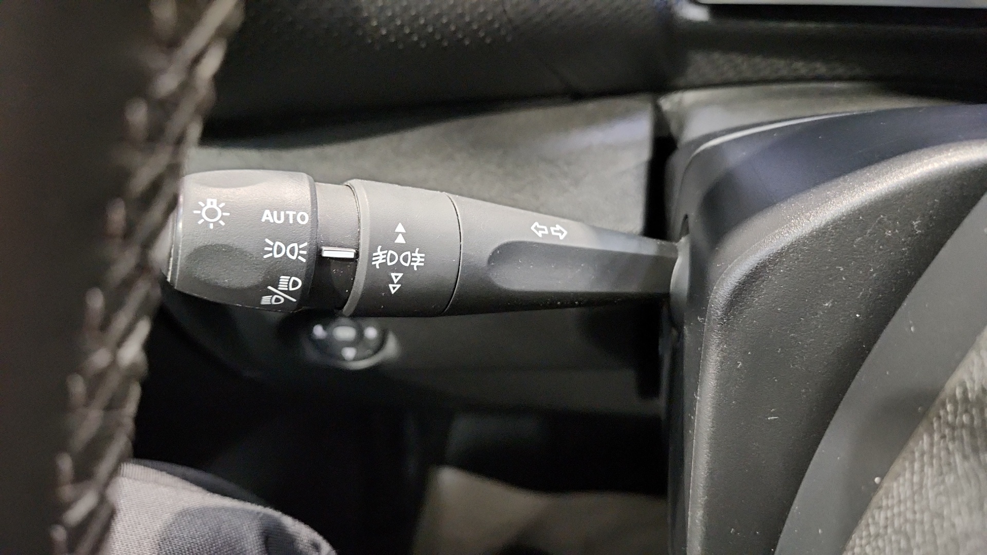 CITROEN C4 PureTech 130 EAT8 Max