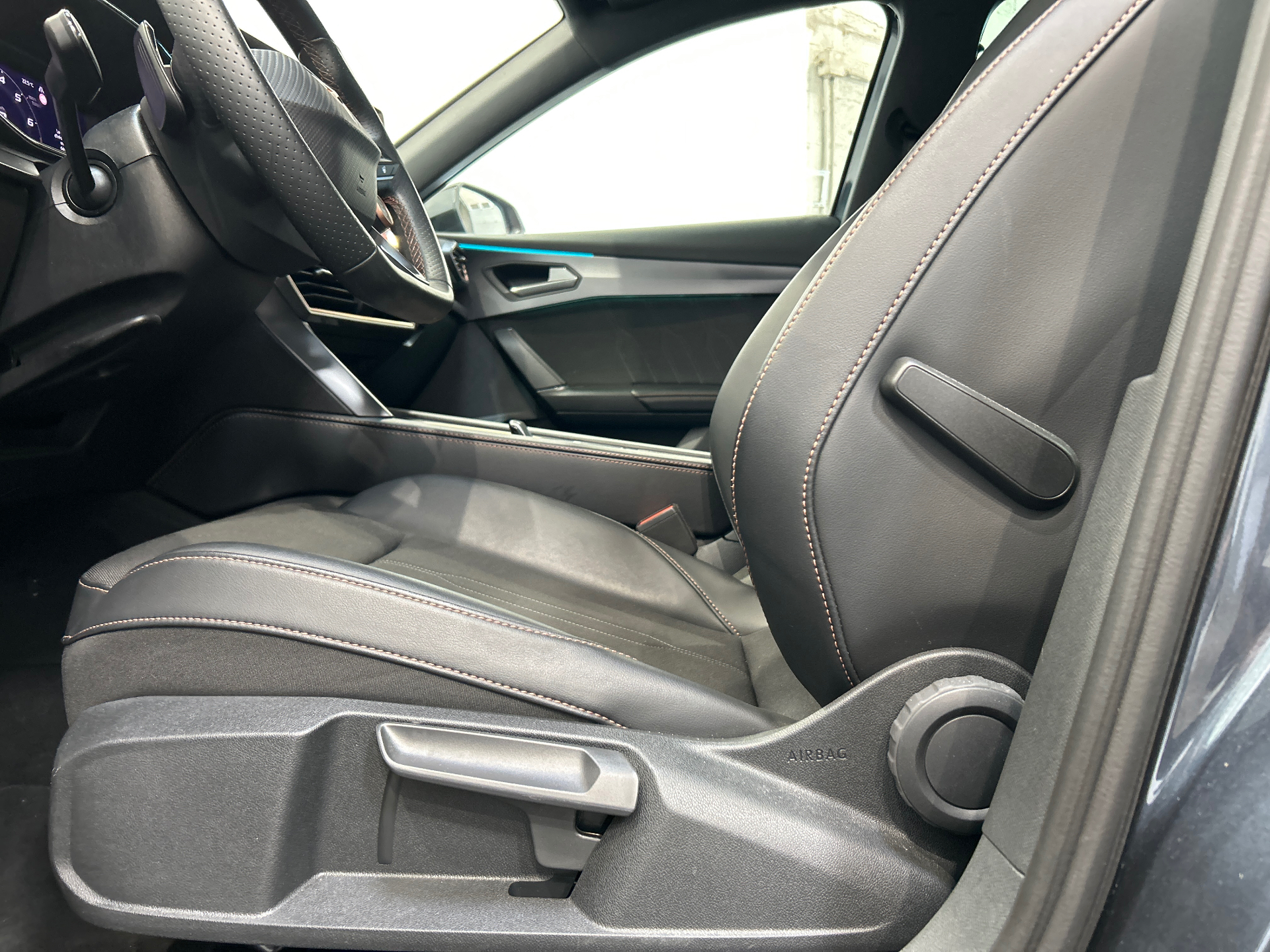 CUPRA FORMENTOR V 1.5 eTSI Hyb 150 DSG