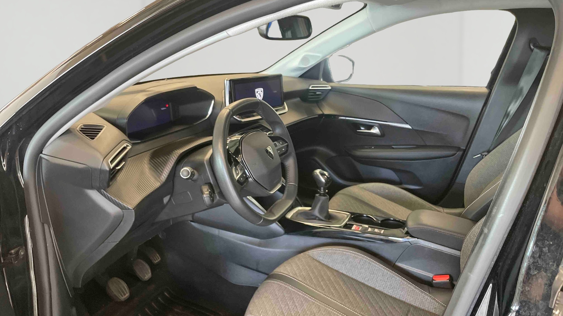 PEUGEOT 208 PureTech 100 S&S BVM6 Allure
