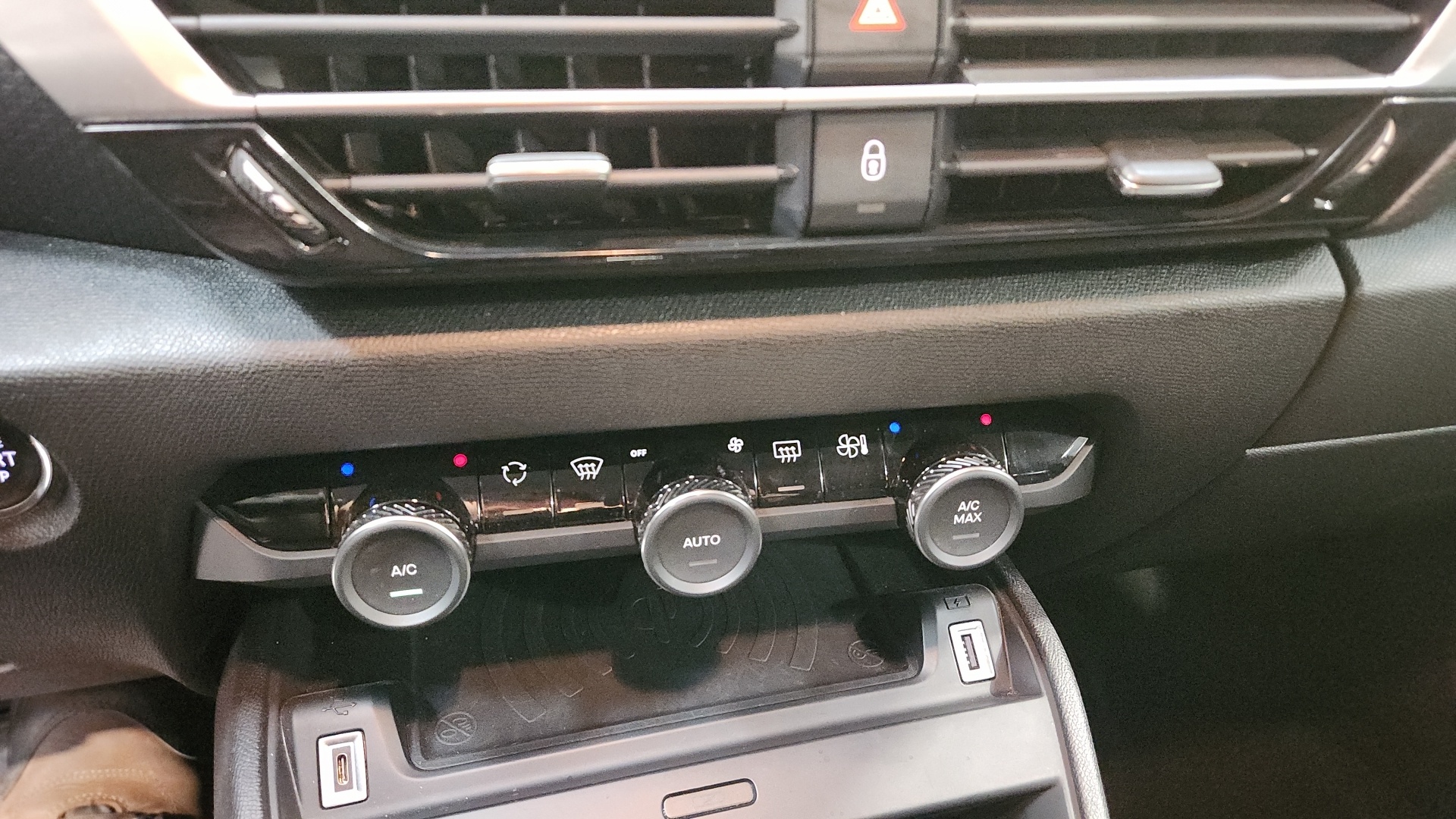 CITROEN C4 PureTech 130 EAT8 Max