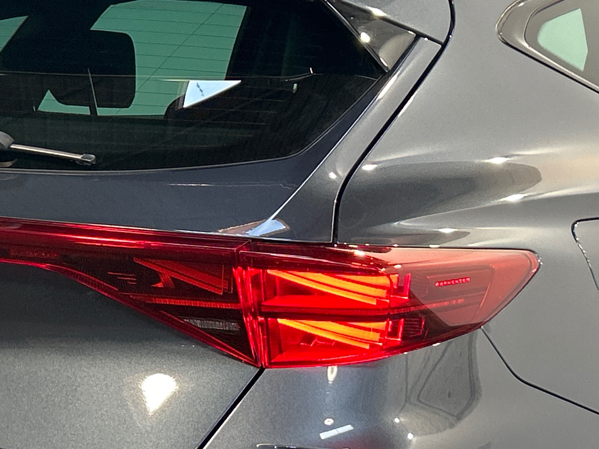 CUPRA FORMENTOR V 1.5 eTSI Hyb 150 DSG