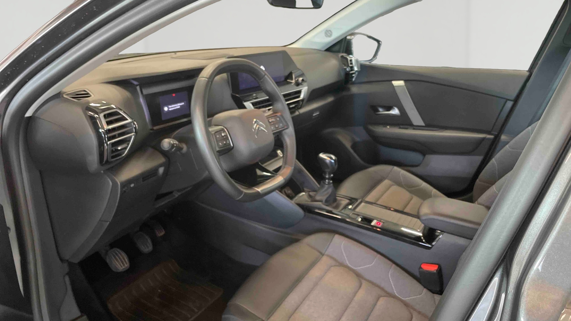 CITROEN C4 PureTech 130 BVM6 Plus