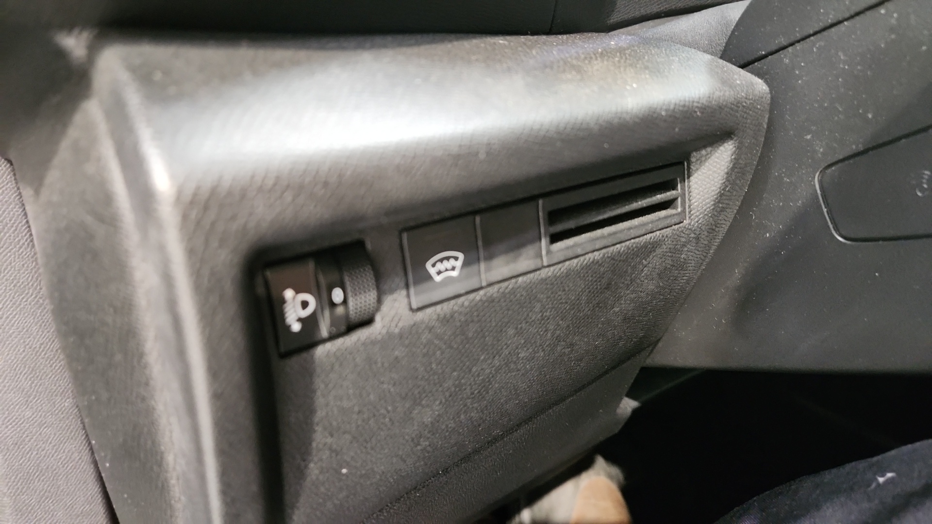 CITROEN C4 PureTech 130 BVM6 Plus - 5P