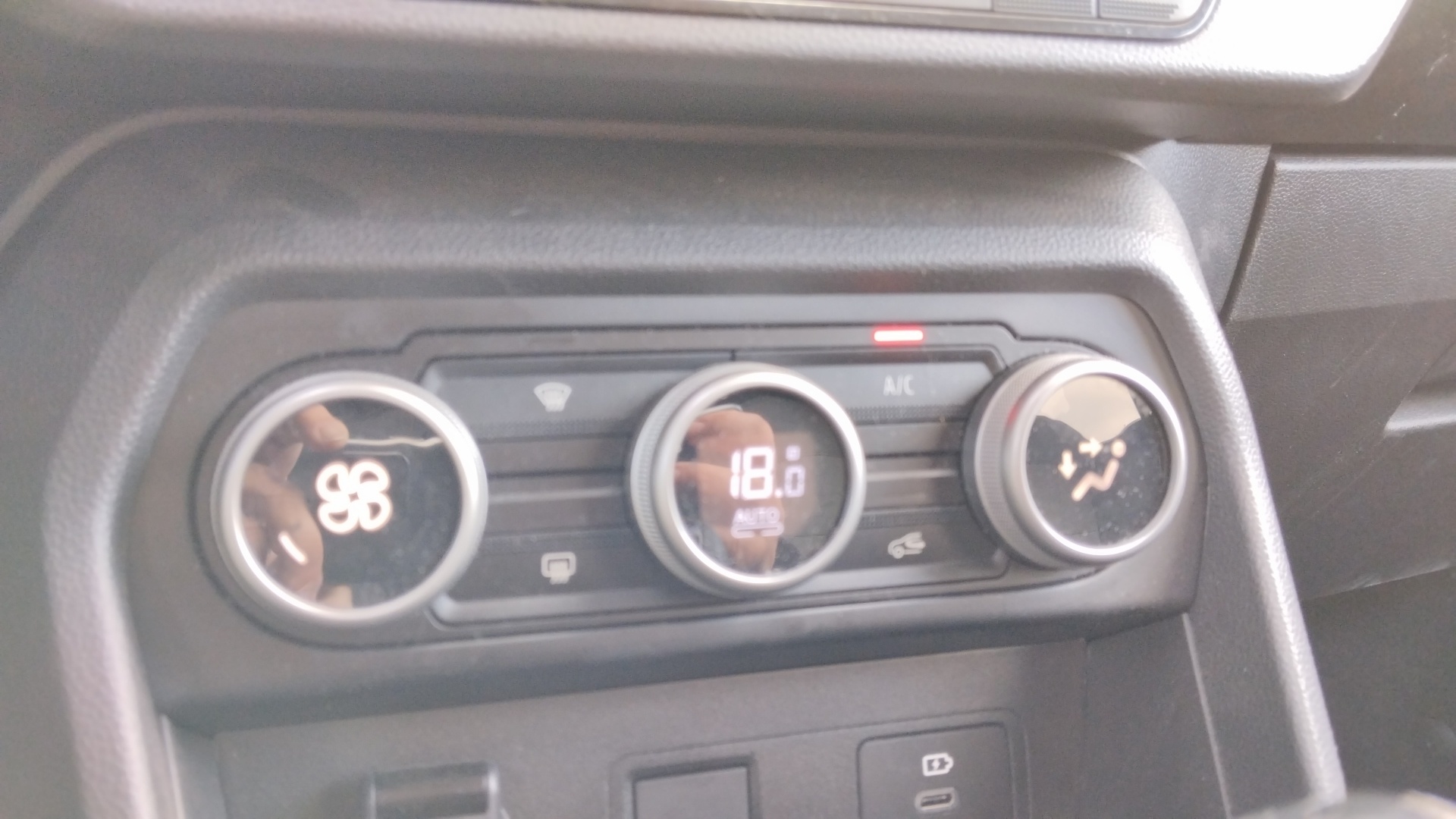 DACIA JOGGER Hybrid 140 7 places GSR2 Extreme
