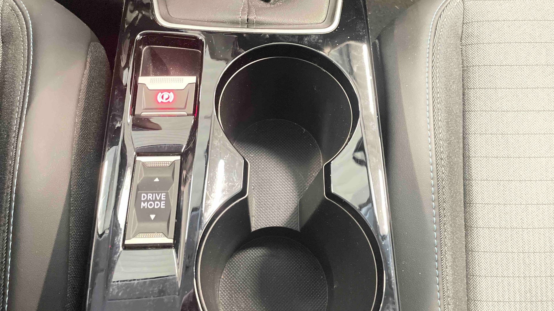 PEUGEOT 208 100 S&S BVM6 Allure