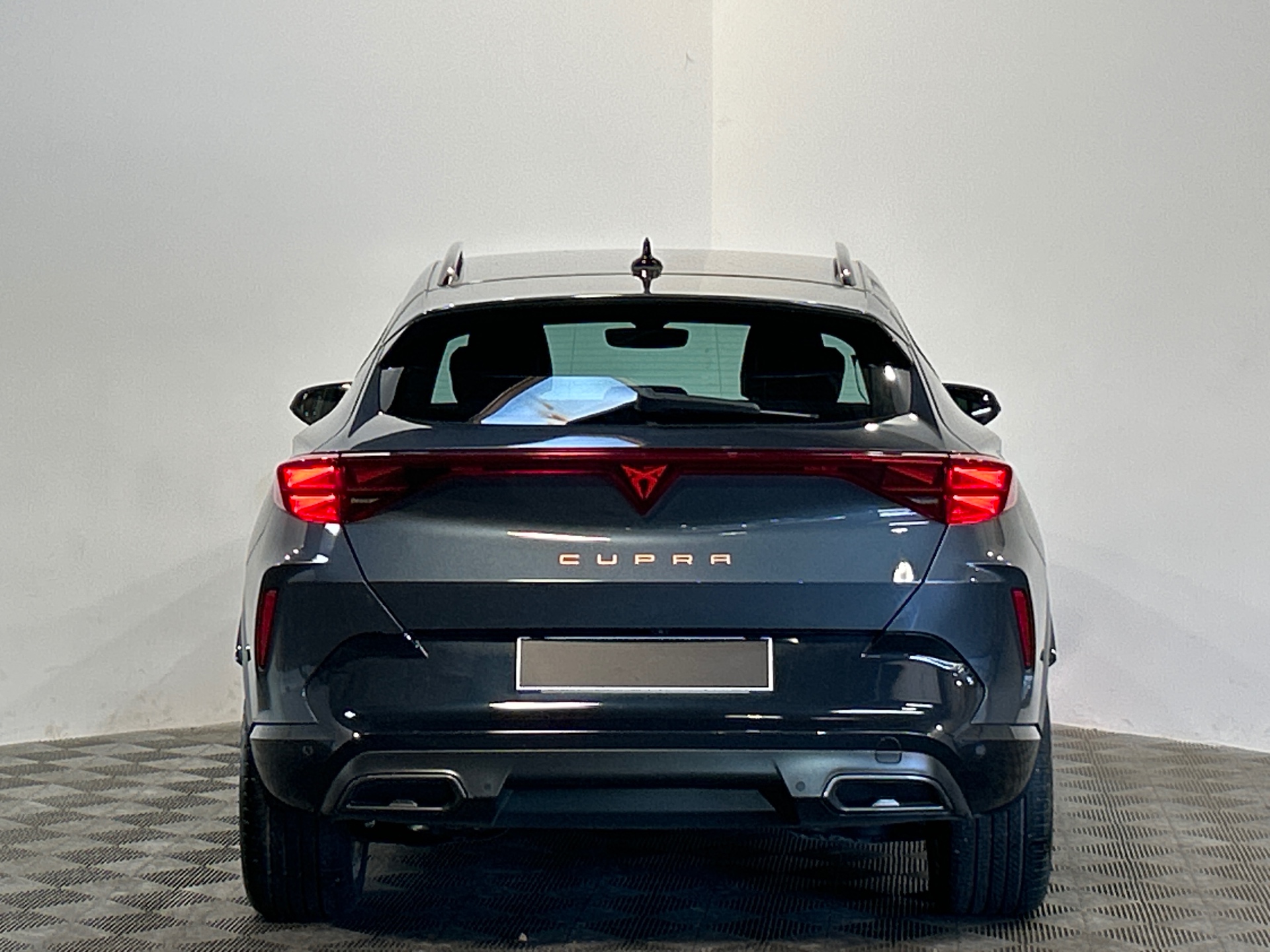 CUPRA FORMENTOR V 1.5 eTSI Hyb 150 DSG