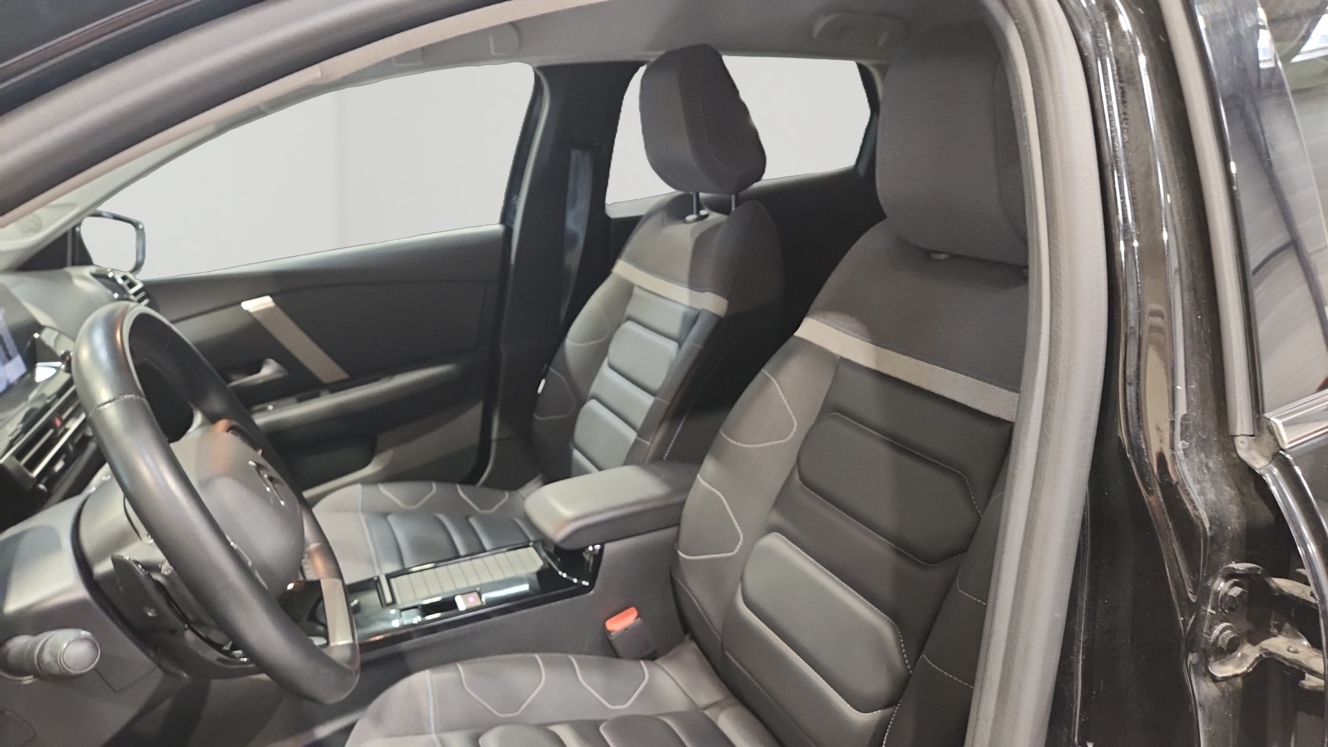 CITROEN C4 PureTech 130 EAT8 Max