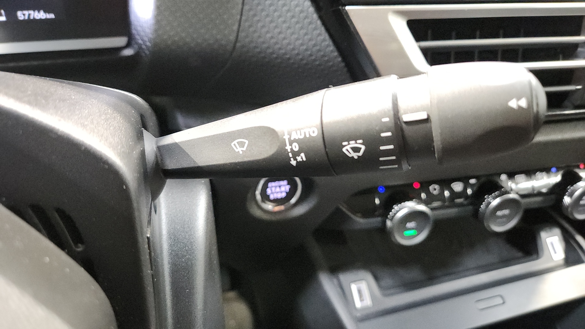 CITROEN C4 PureTech 130 EAT8 Max