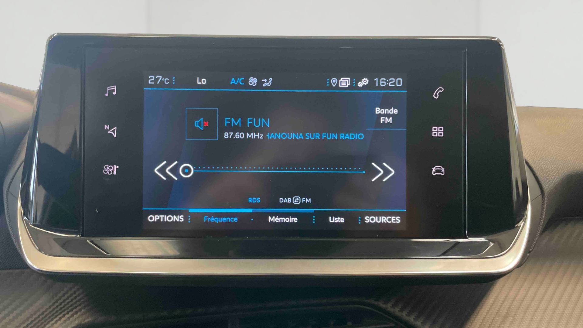 PEUGEOT 208 PureTech 100 S&S BVM6 Allure