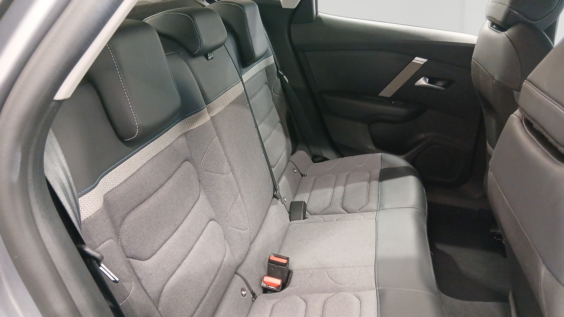 CITROEN C4 PureTech 130 EAT8 Plus