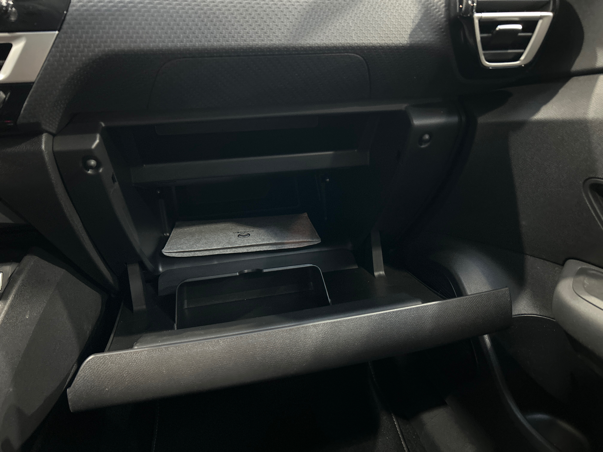 CITROEN C4 Hybride 145 E-dcs6 MAX