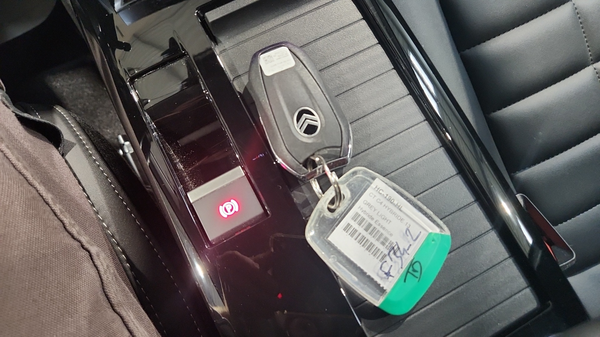 CITROEN C4 Hybride 136 e-DCS6 Max