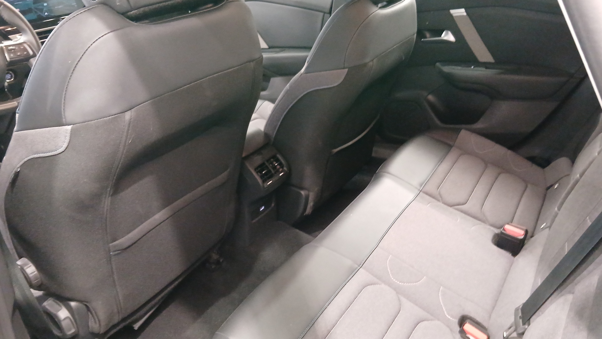 CITROEN C4 PureTech 130 EAT8 Plus