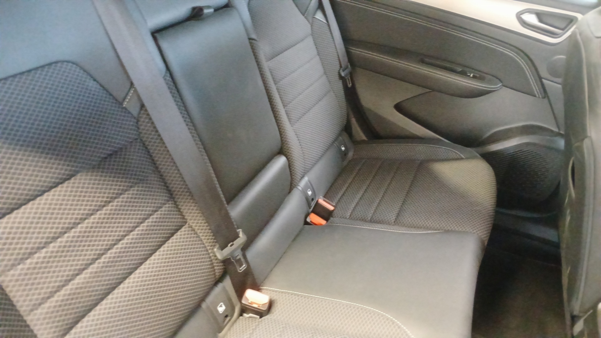RENAULT ARKANA E-Tech 145 - 21B Intens