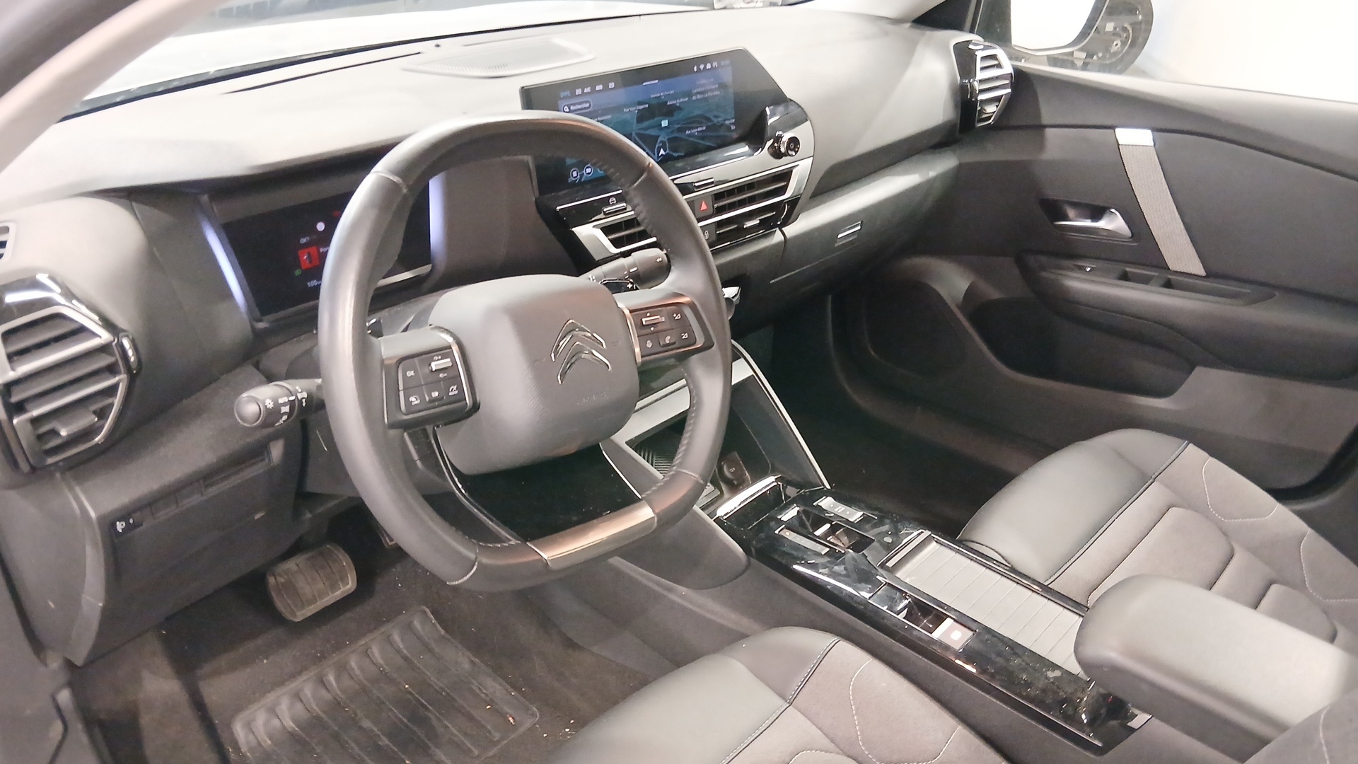 CITROEN C4 PureTech 130 EAT8 Plus