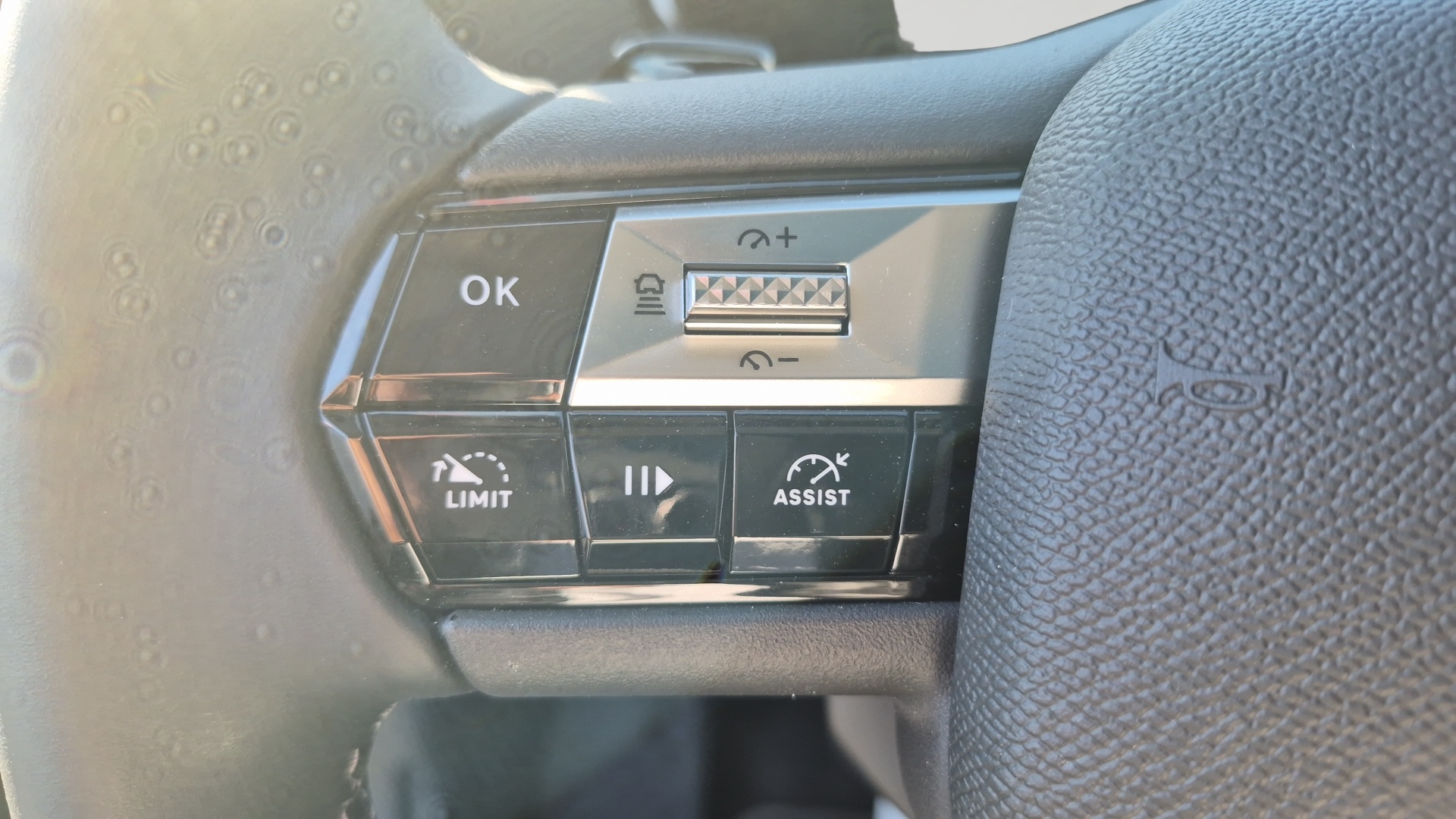 DS DS 4 E-TENSE 225 CROSS RIVOLI