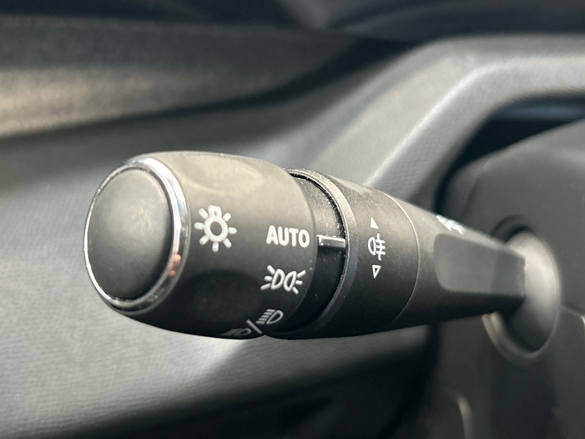 PEUGEOT 308 SW ALLURE PURETECH 130 S&S BVM6