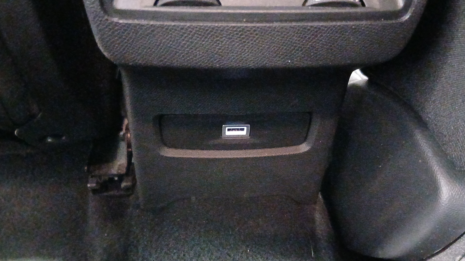 CITROEN C4 PureTech 130 EAT8 Plus
