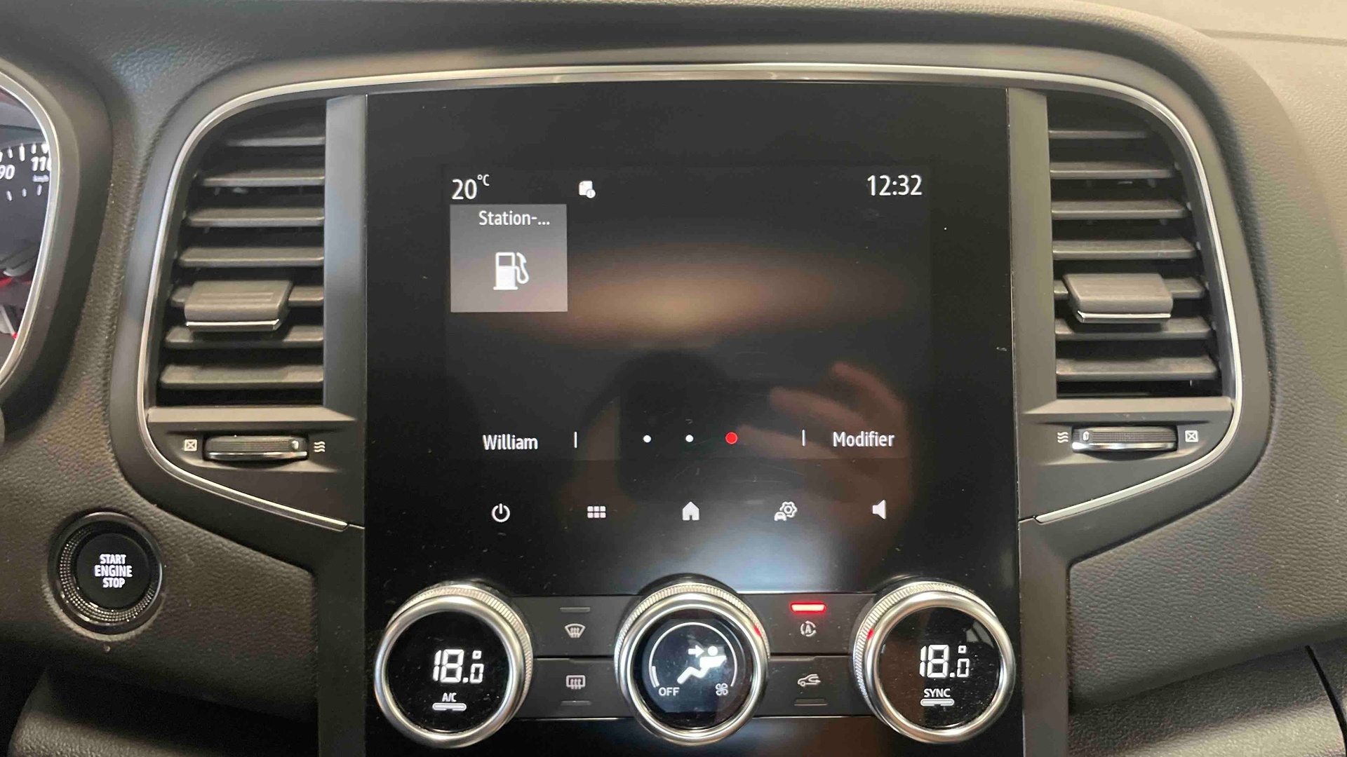 RENAULT MEGANE IV BERLINE Blue dCi 115 EDC Evolution