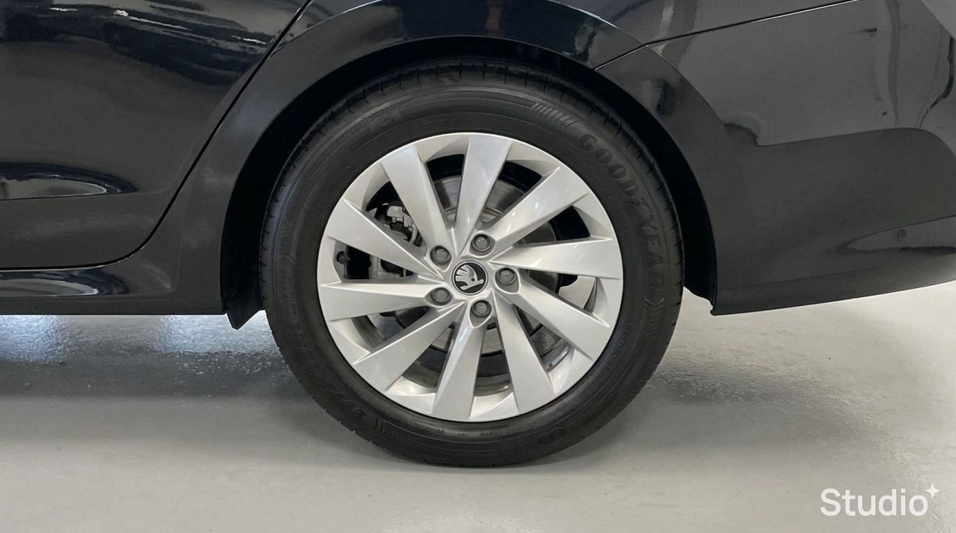 SKODA OCTAVIA COMBI COMBI Selection 2.0 TDI 150 DSG