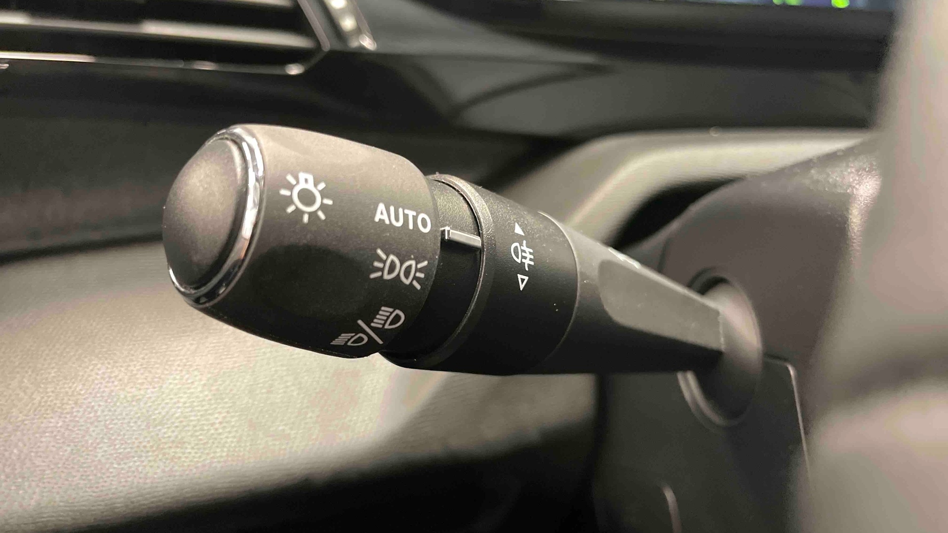 PEUGEOT 408 Allure Hybrid 145 ch e-DCS6