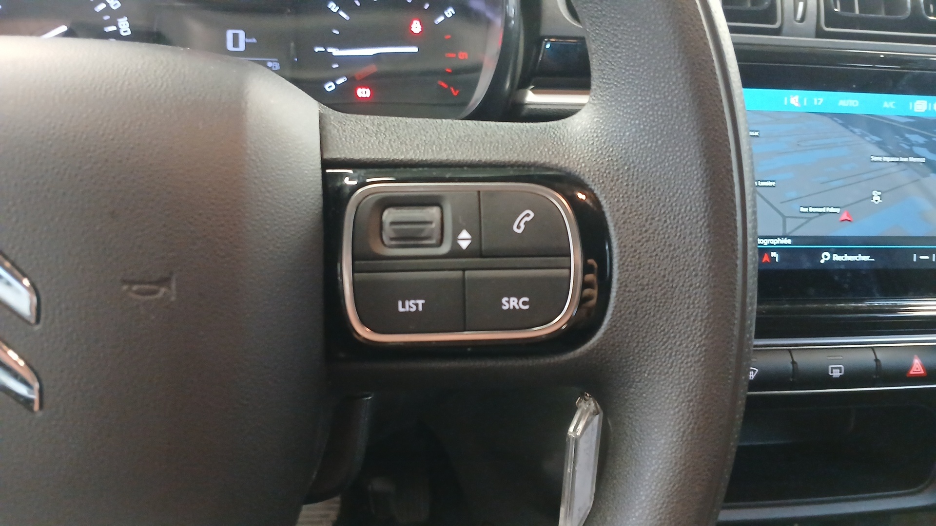 CITROEN C3 PTECH 110 S&S BVM6 PLUS