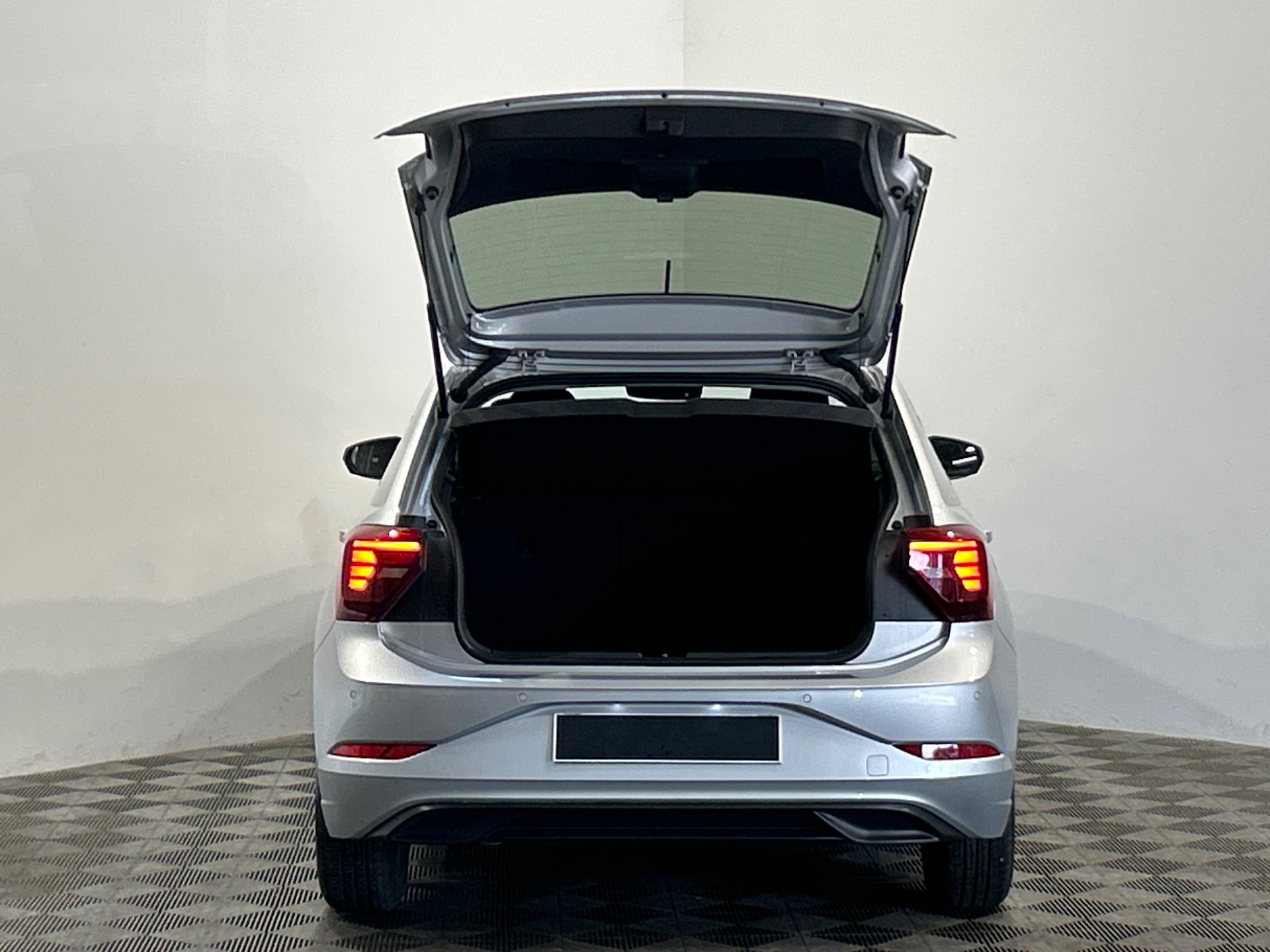 VOLKSWAGEN POLO Edition 1.0 TSI 95 DSG