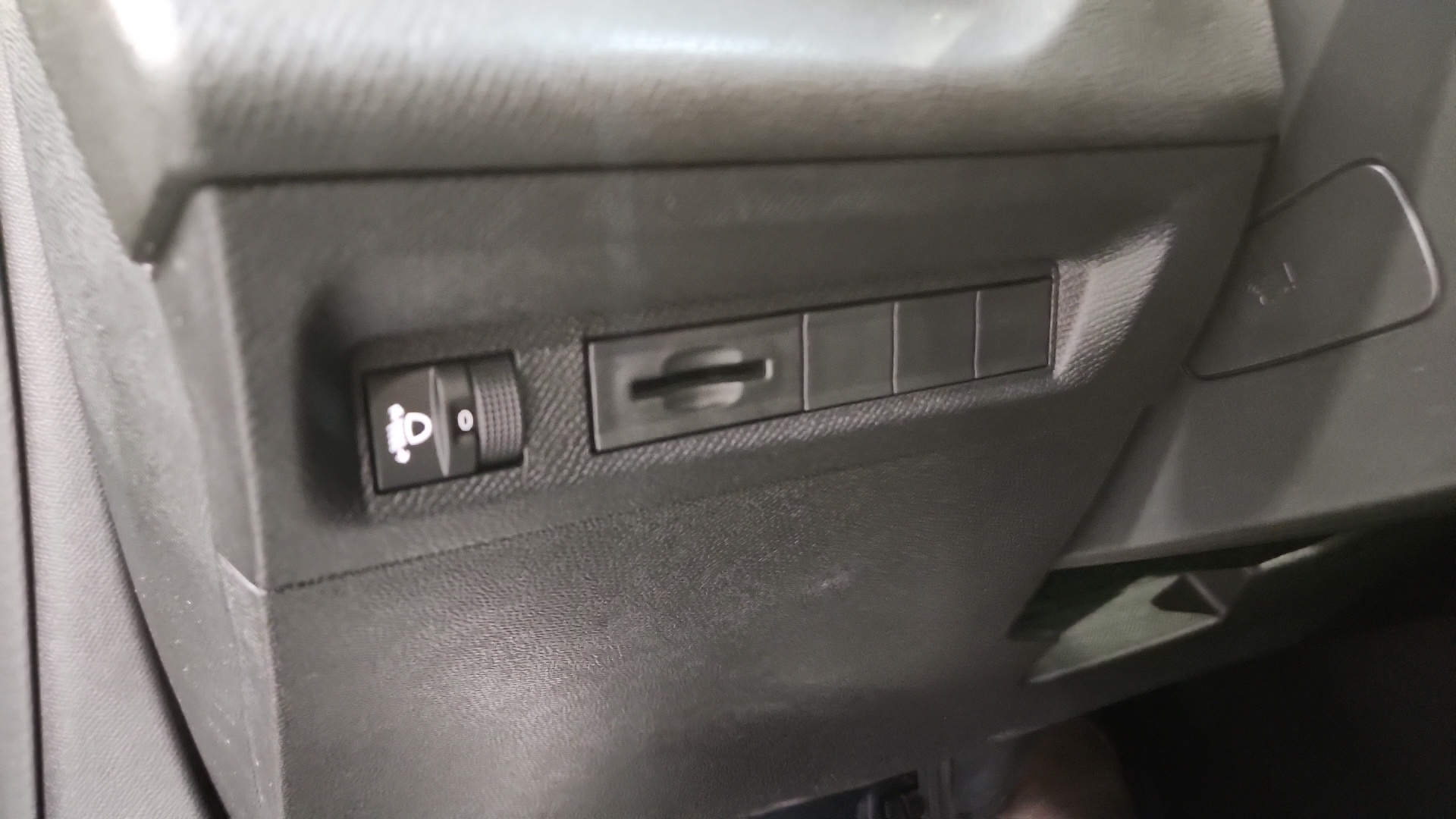 PEUGEOT 308 Hybrid 145 e-DCS6 Allure