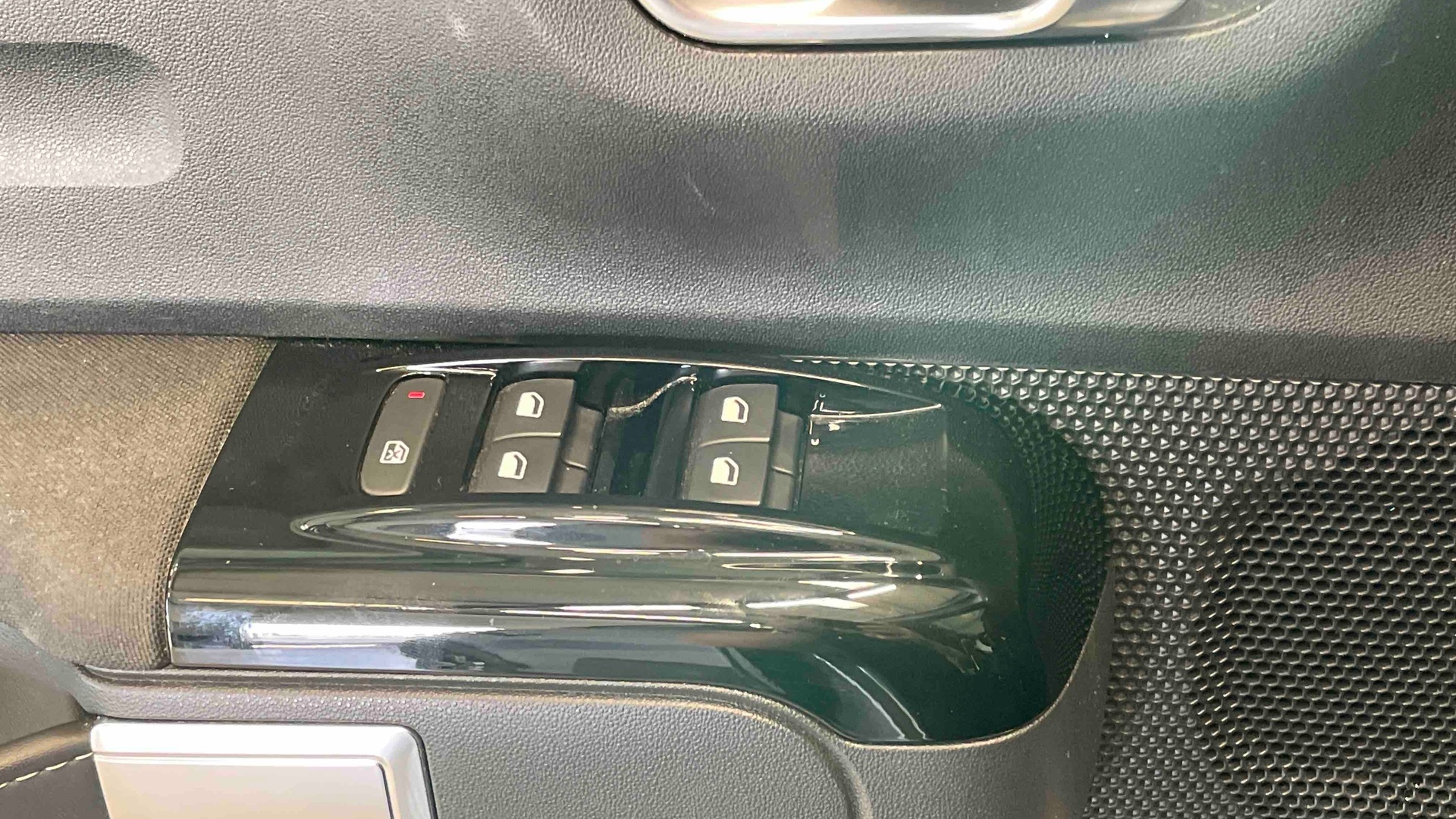 CITROEN C3 PURETECH 110 S&S EAT6 MAX