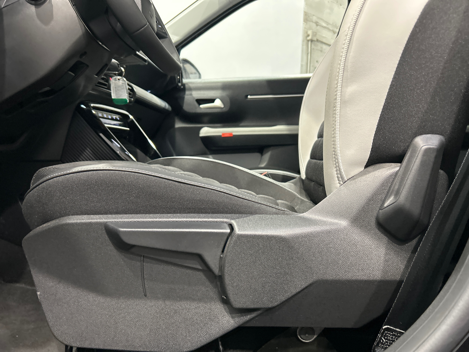 CITROEN C3 AIRCROSS Hybride 145 E-dcs6 MAX