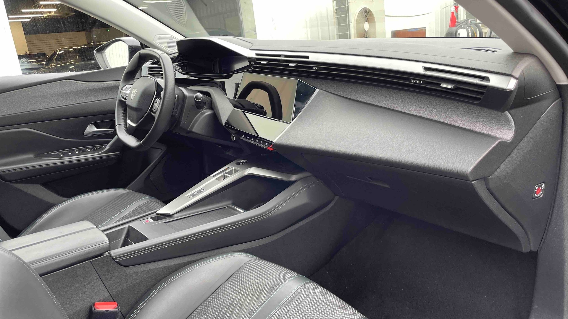 PEUGEOT 308 PHEV 180 e-EAT8 Allure Pack