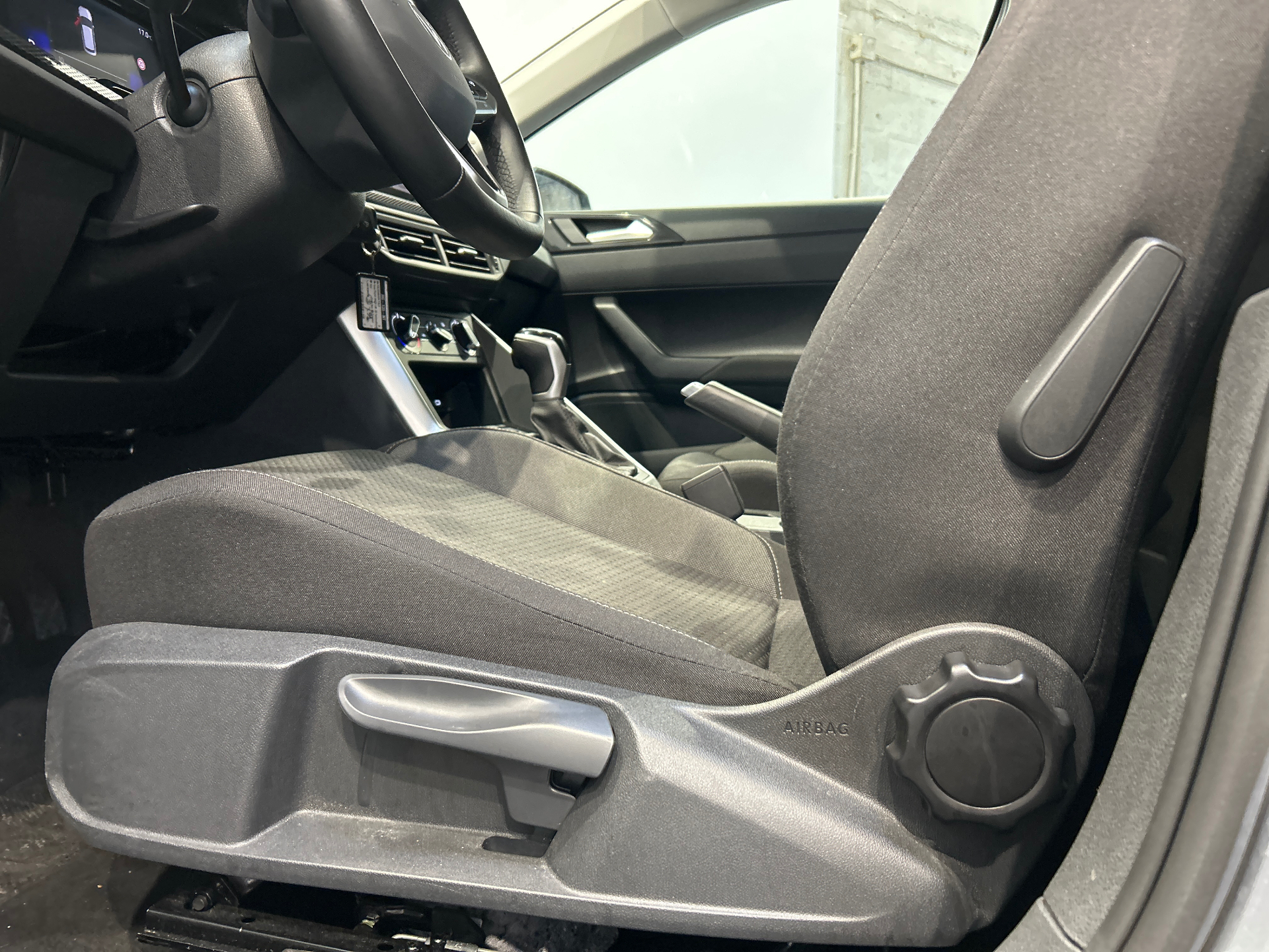 VOLKSWAGEN POLO Edition 1.0 TSI 95 DSG