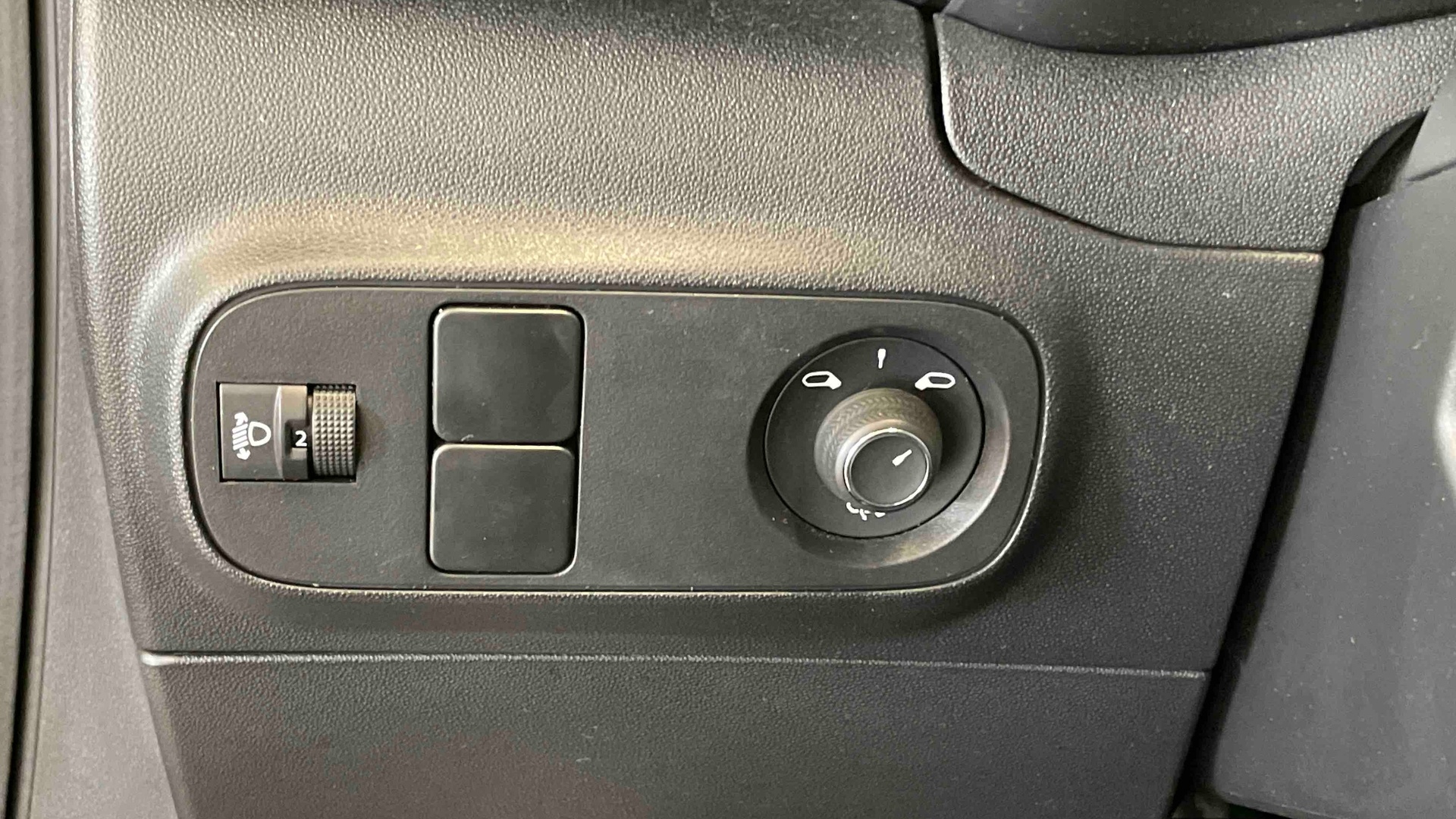 CITROEN C3 PURETECH 110 S&S EAT6 MAX