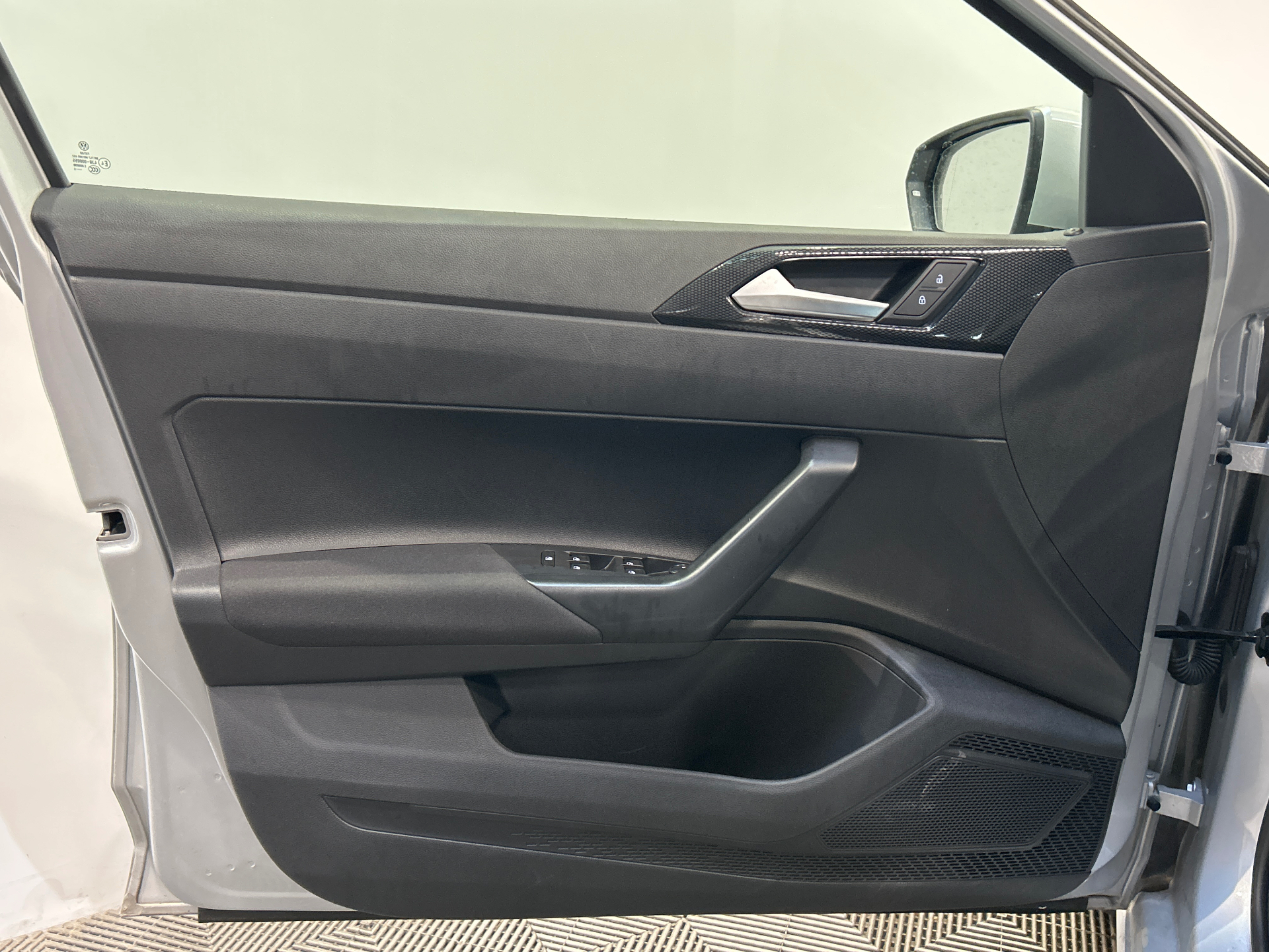 VOLKSWAGEN POLO Edition 1.0 TSI 95 DSG