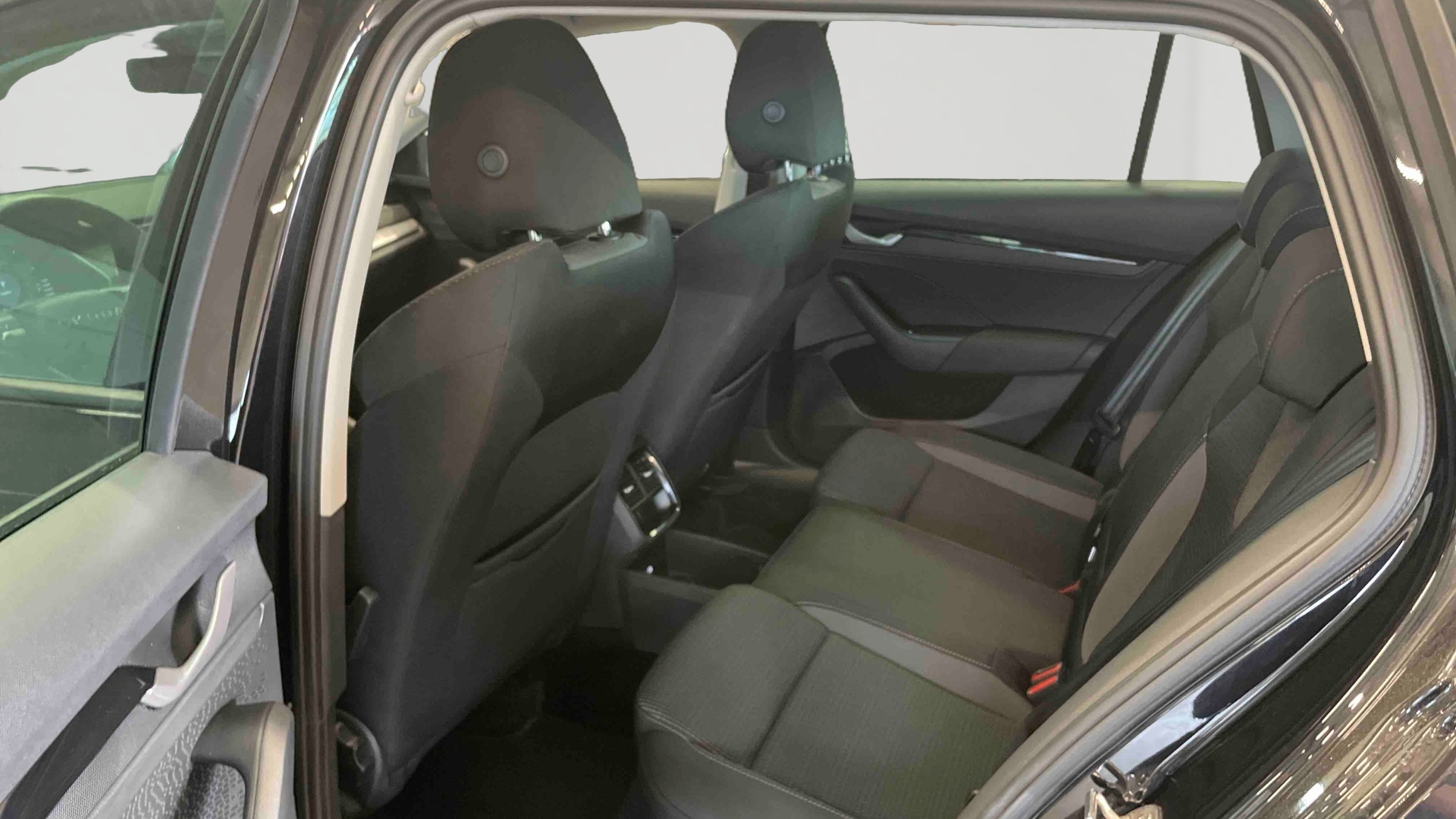 SKODA OCTAVIA COMBI COMBI Selection 2.0 TDI 150 DSG