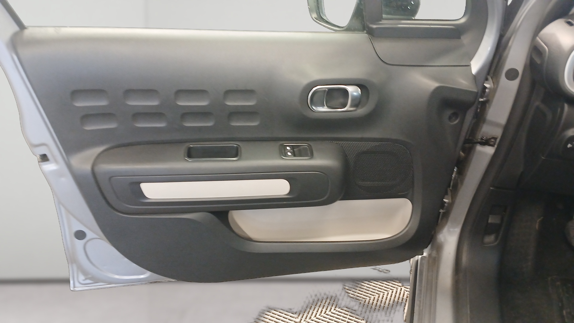 CITROEN C3 PTECH 110 S&S BVM6 PLUS