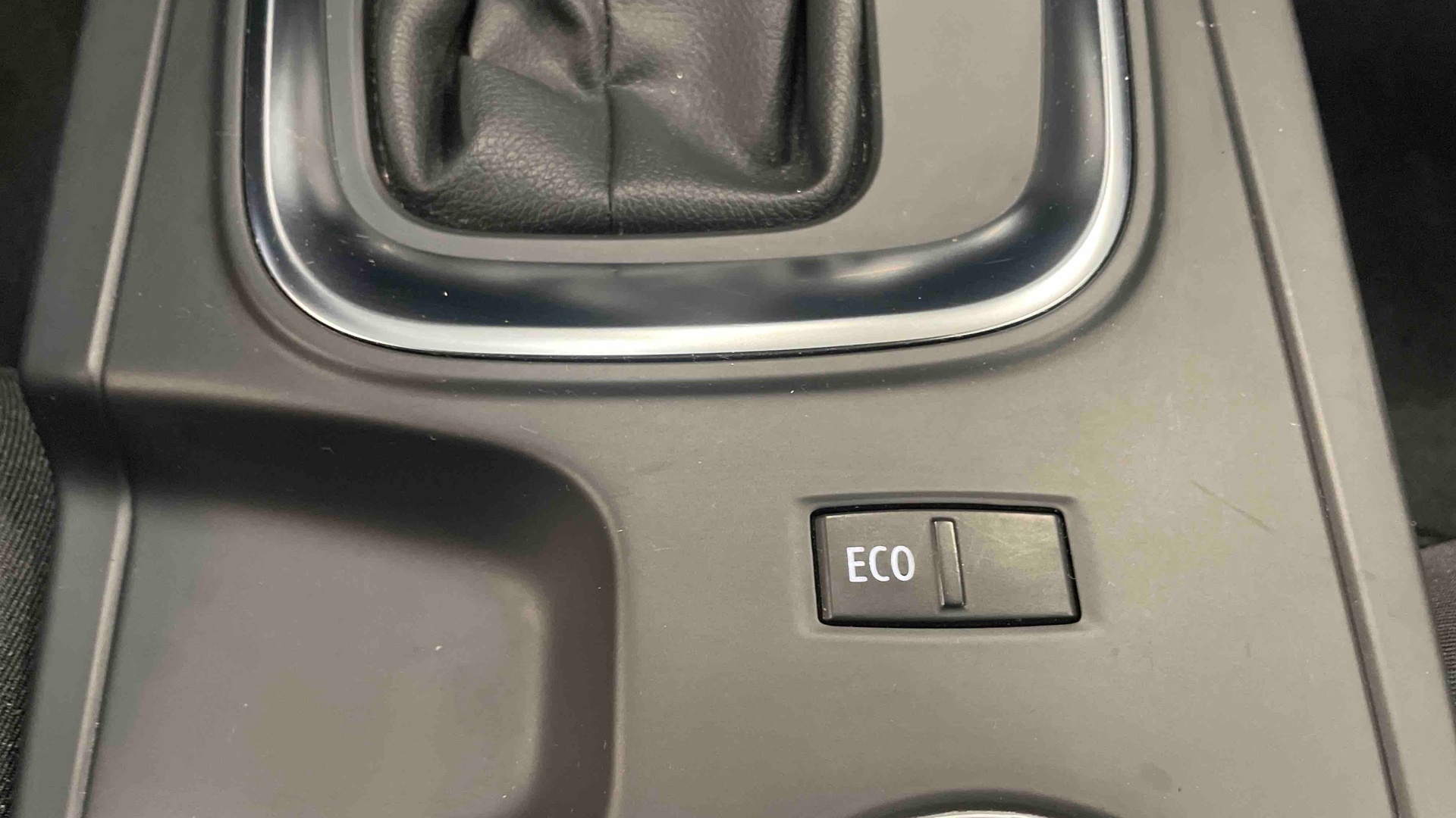 RENAULT MEGANE IV BERLINE Blue dCi 115 EDC Evolution