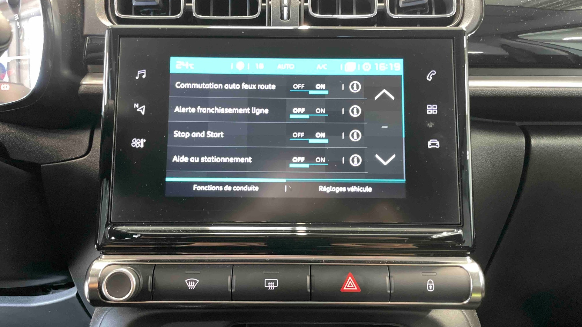 CITROEN C3 PURETECH 110 S&S EAT6 MAX