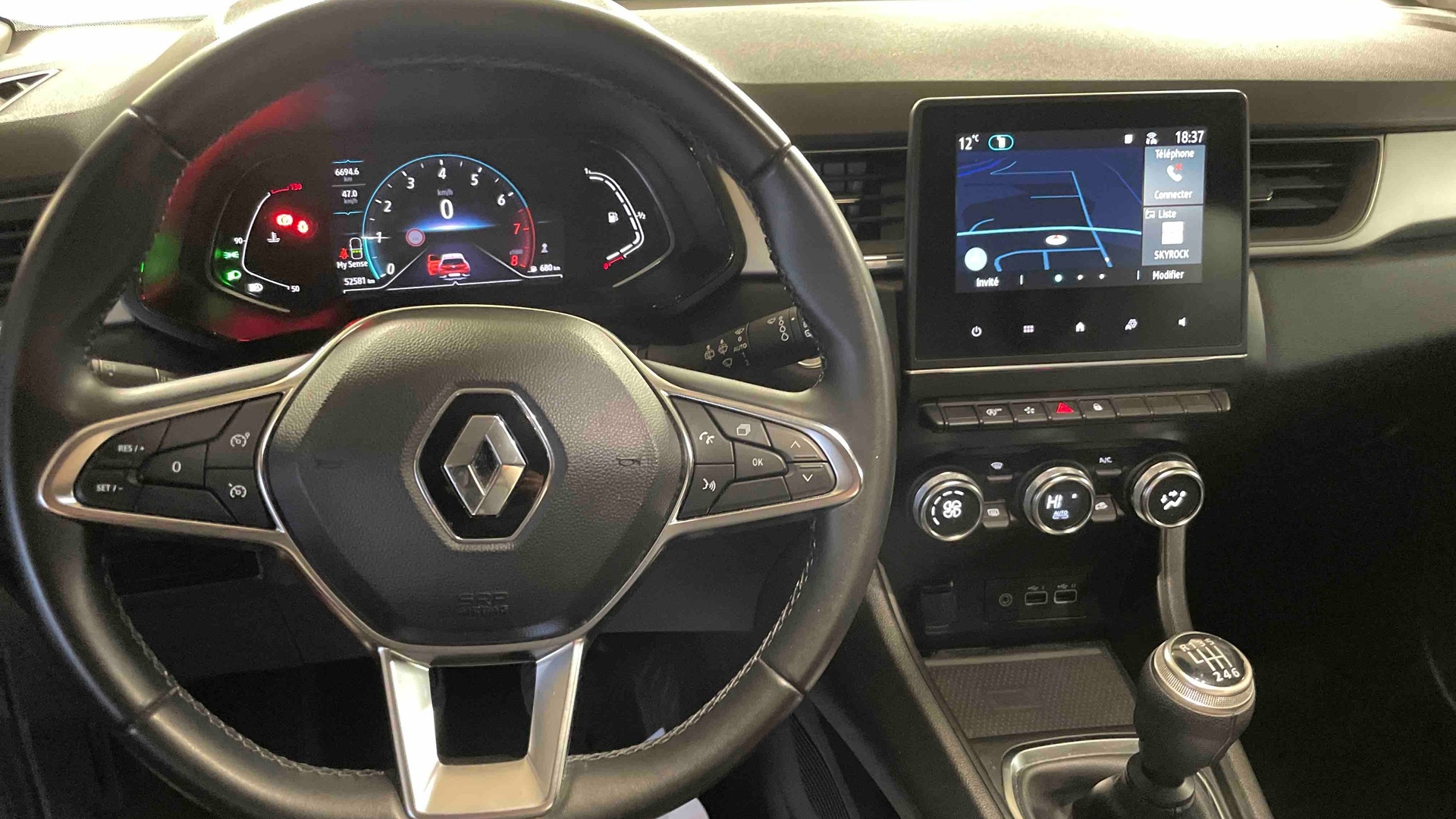 RENAULT CAPTUR TCe 90 Techno